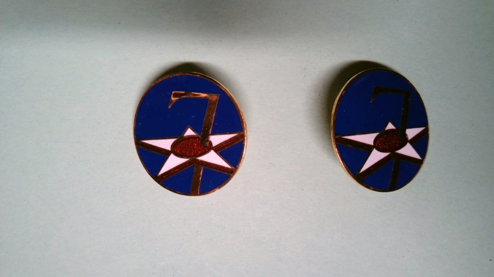 MILITARY INSIGNIA WW2 ERA SET OF 2 CRESTS DUI DI 6TH AIR FORCE