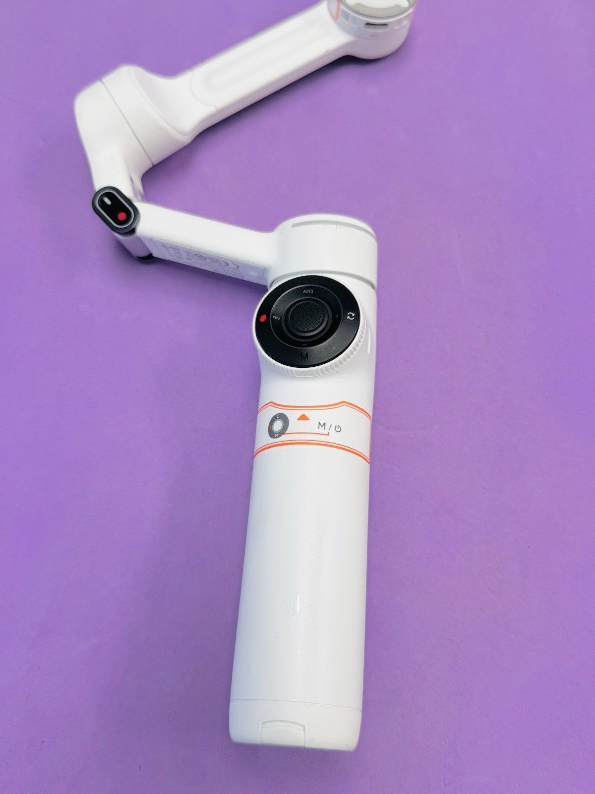 Insta360 Flow 2 Pro Ultimate AI Tracking Stabilizer for Smartphones