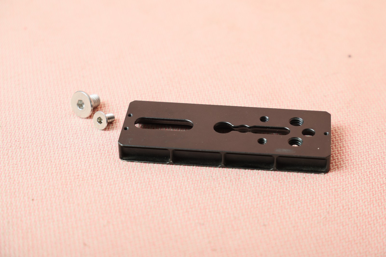 Freefly Adjustable Camera Plate for MōVI Pro Stabilizer System with Screws