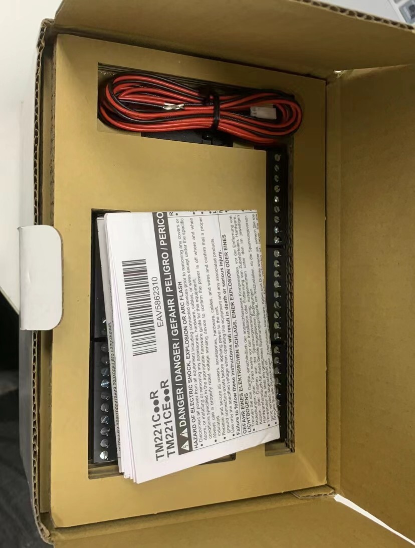 New Schneider tm221ce40r Programmable controller Fast delivery