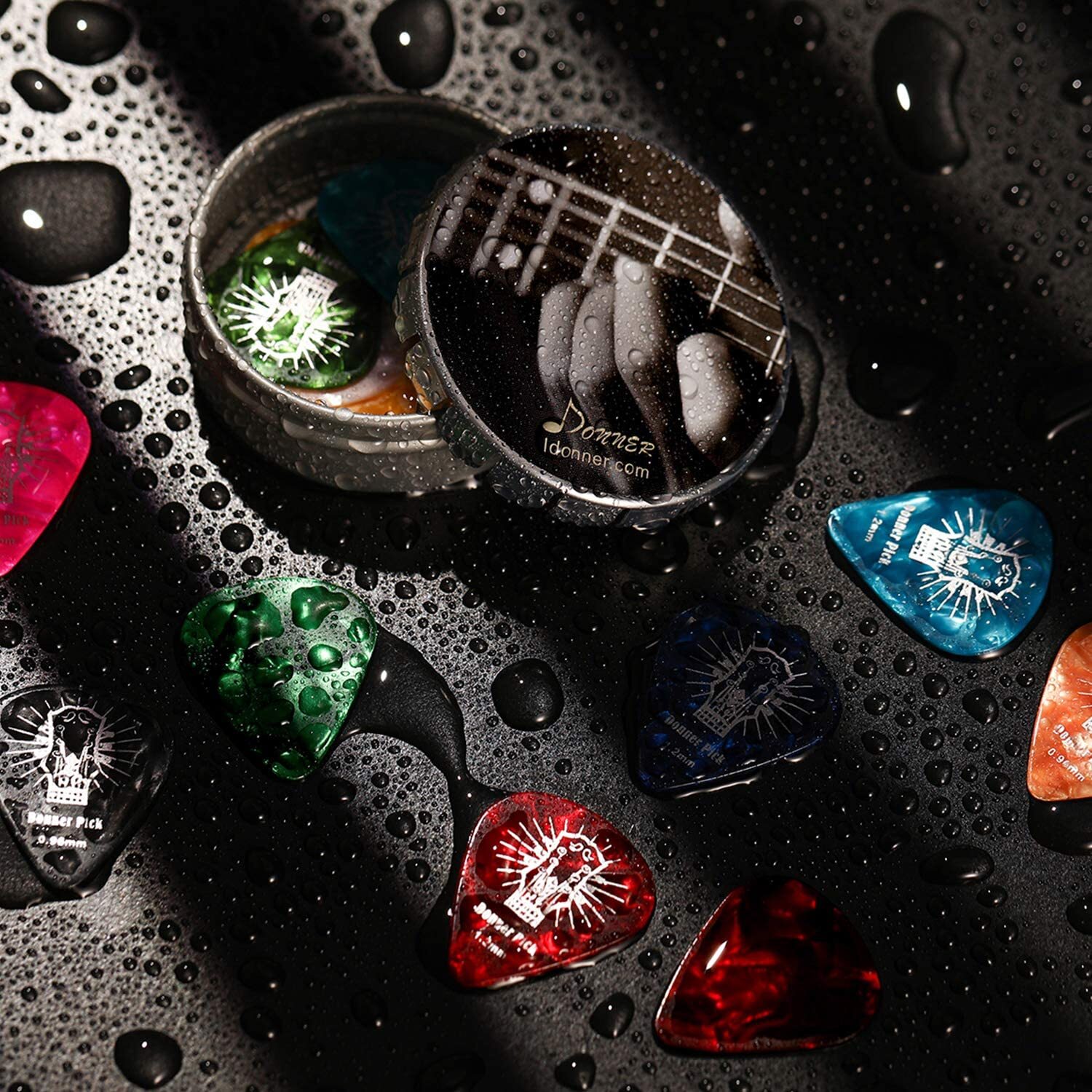 Donner Guitar Picks Celluloid 16 Pack Thin Medium Heavy Extra Heavy Picks + Case