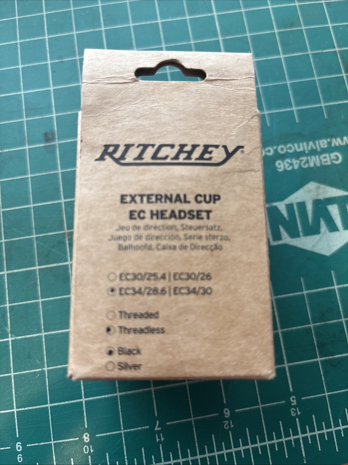 Ritchey Logic Comp 1-1/8" Threadless Headset: EC34/28.6 EC34/30, Black