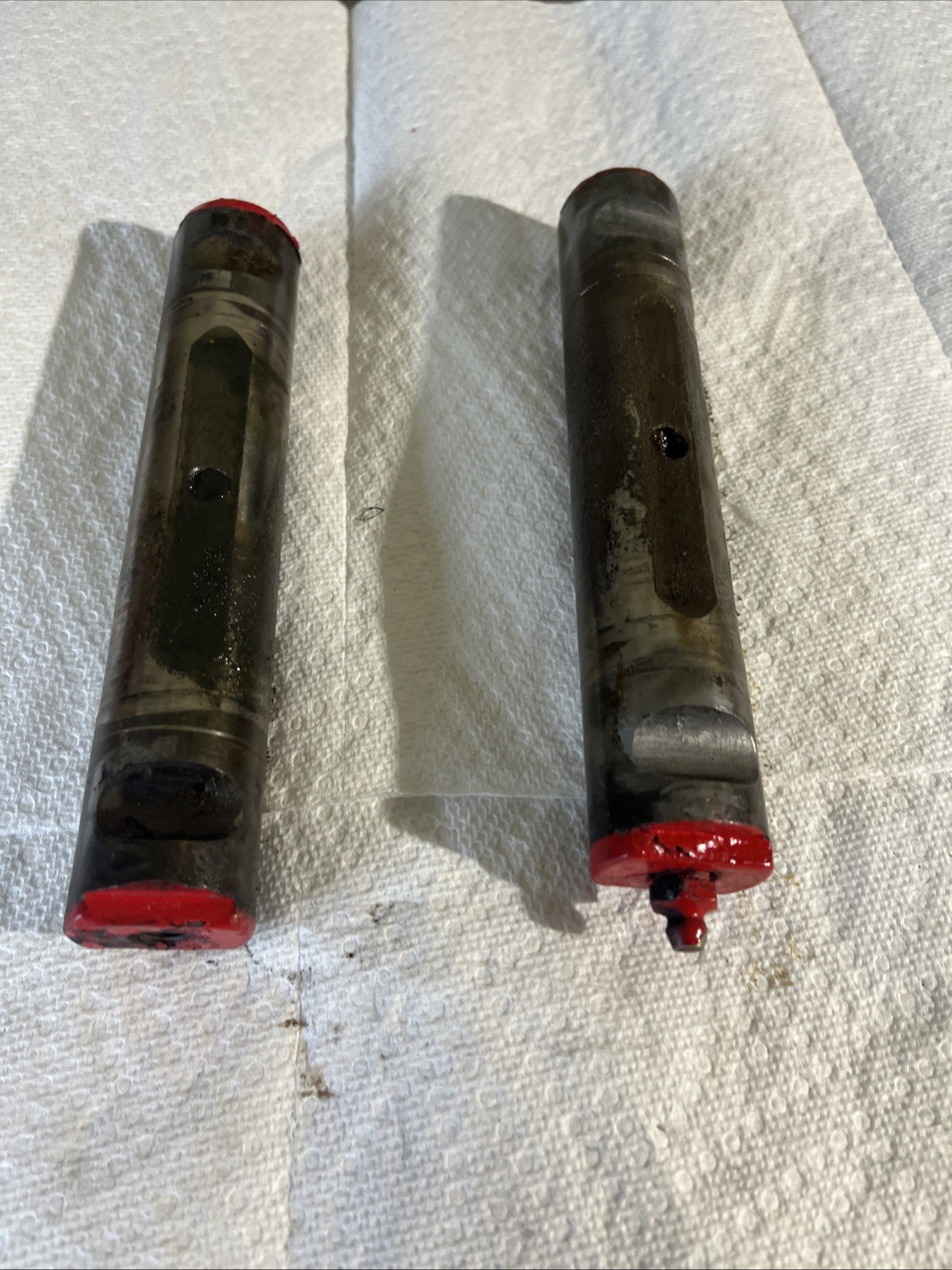 Peterbilt Kenworth Shackle Pin Used M5308 Pair