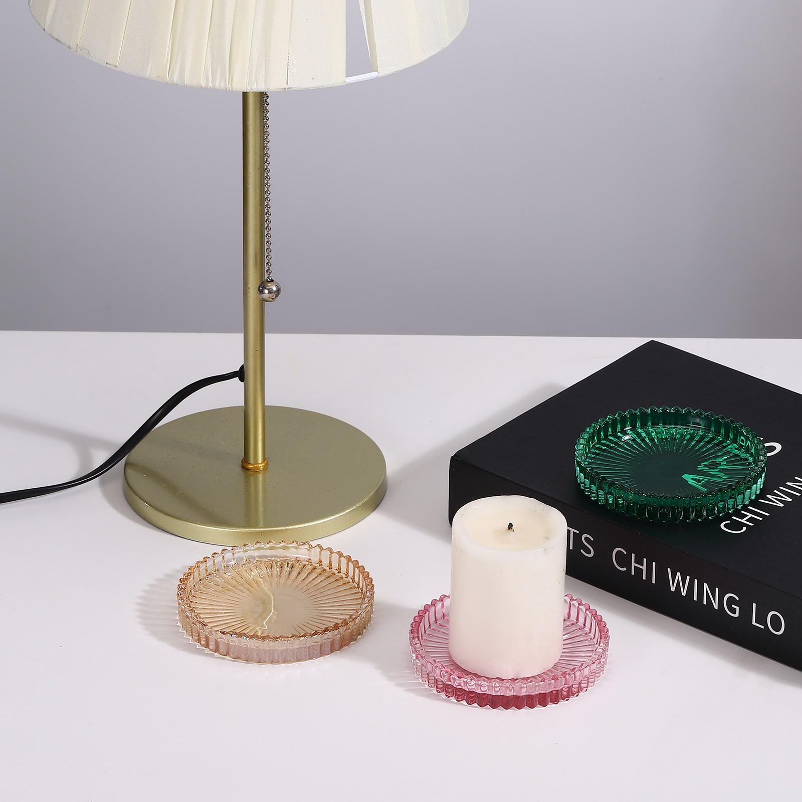 2 Pcs Green Candle Holder Plates, 4" Round Glass Candle Tray
