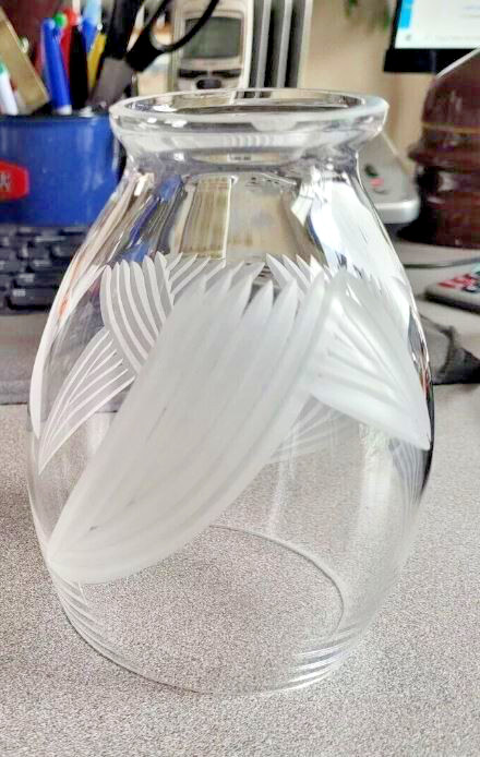 Quorum 2.25" Fitter Crystal Cut Windswept Clear & Frost Fan Glass Shade NEW 2686