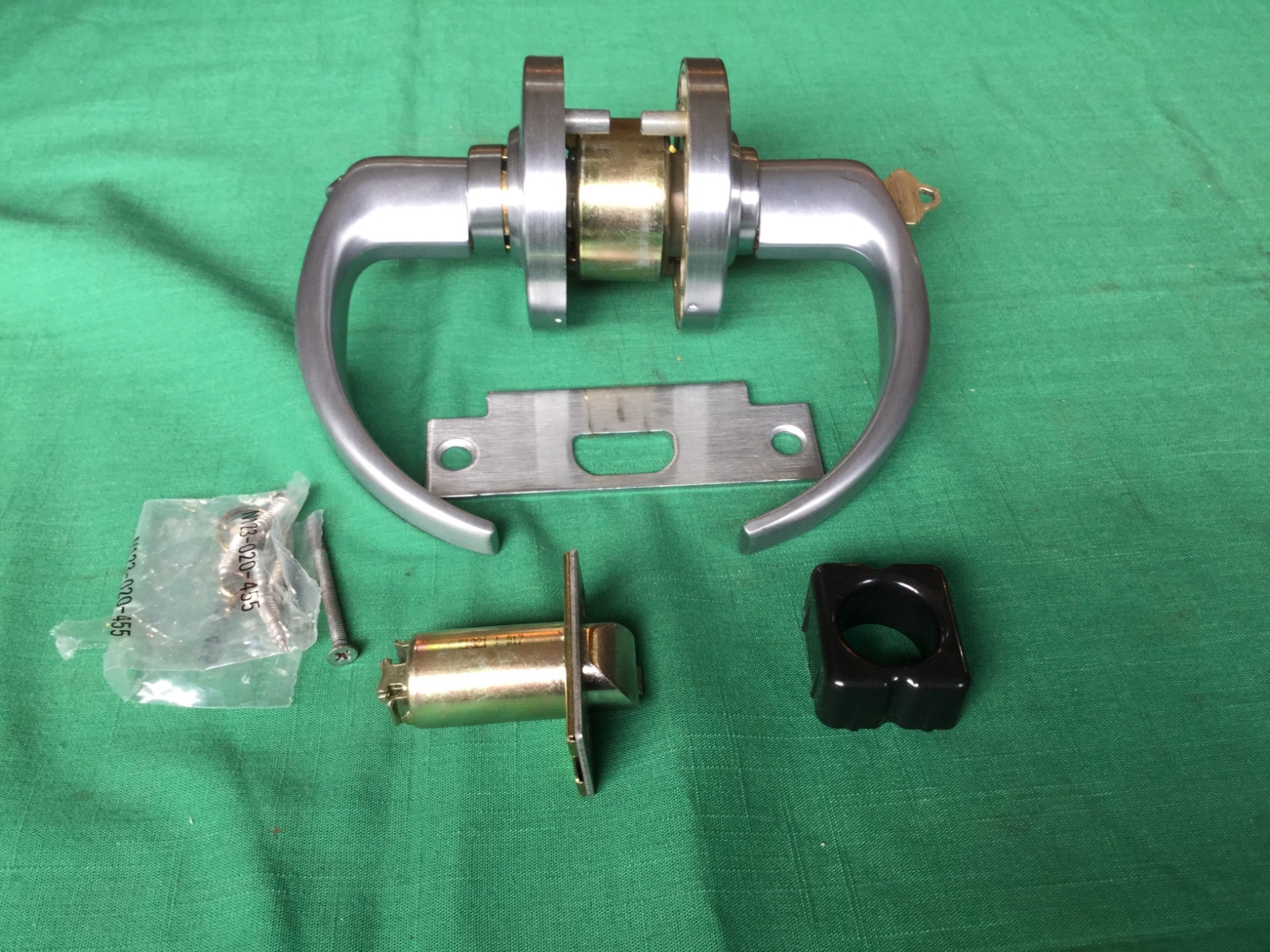 Schlage Entry Lever SCND53SPA626 w/ Working Key - Locksmith