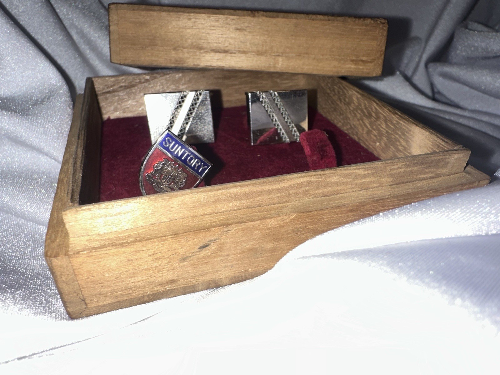 Vintage Suntory Cufflinks Corporate Gift Japan Whiskey Boxed