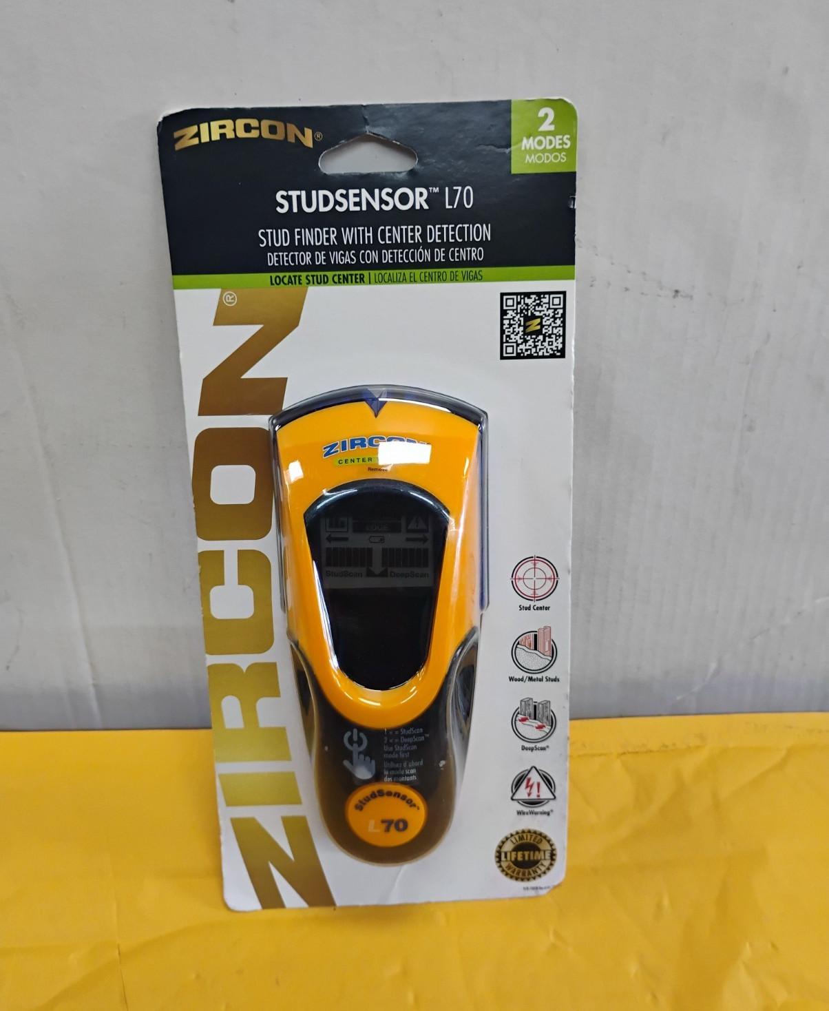 Zircon StudSensor L70 Stud Finder Center Detection 2 Modes LCD Portable