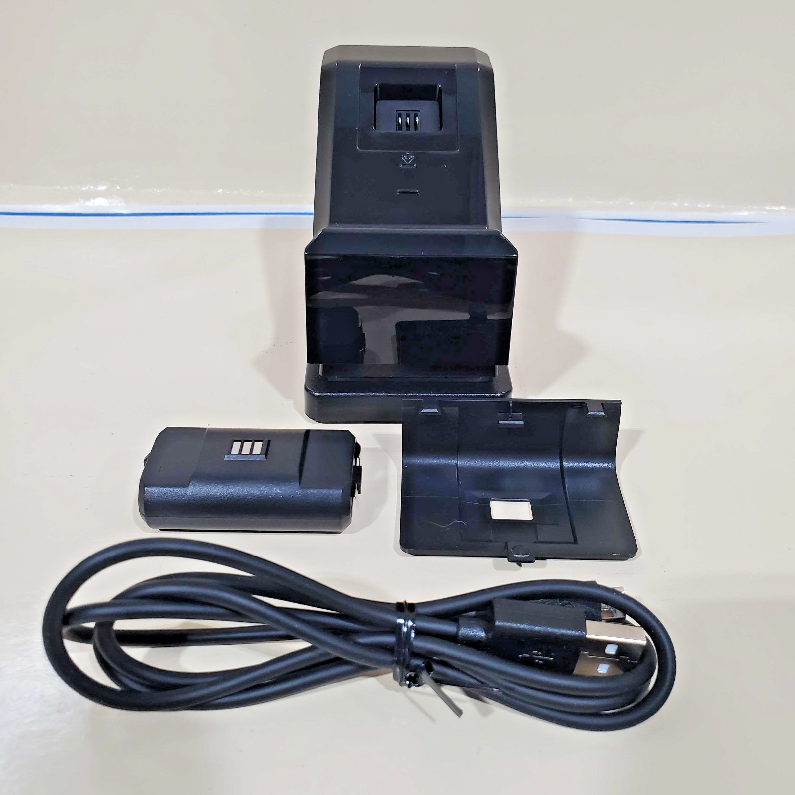 PowerA Charging Stand for Xbox One - Black