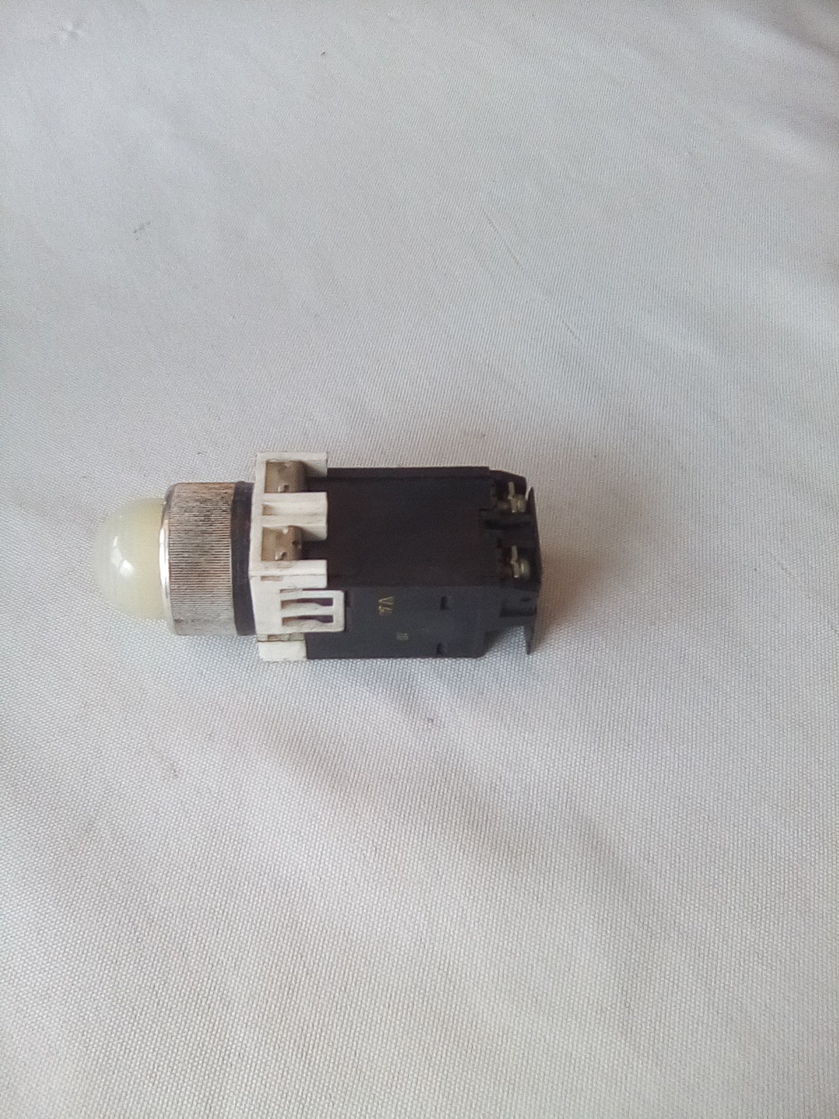 Fuji AH22-Z White Command Switch Light