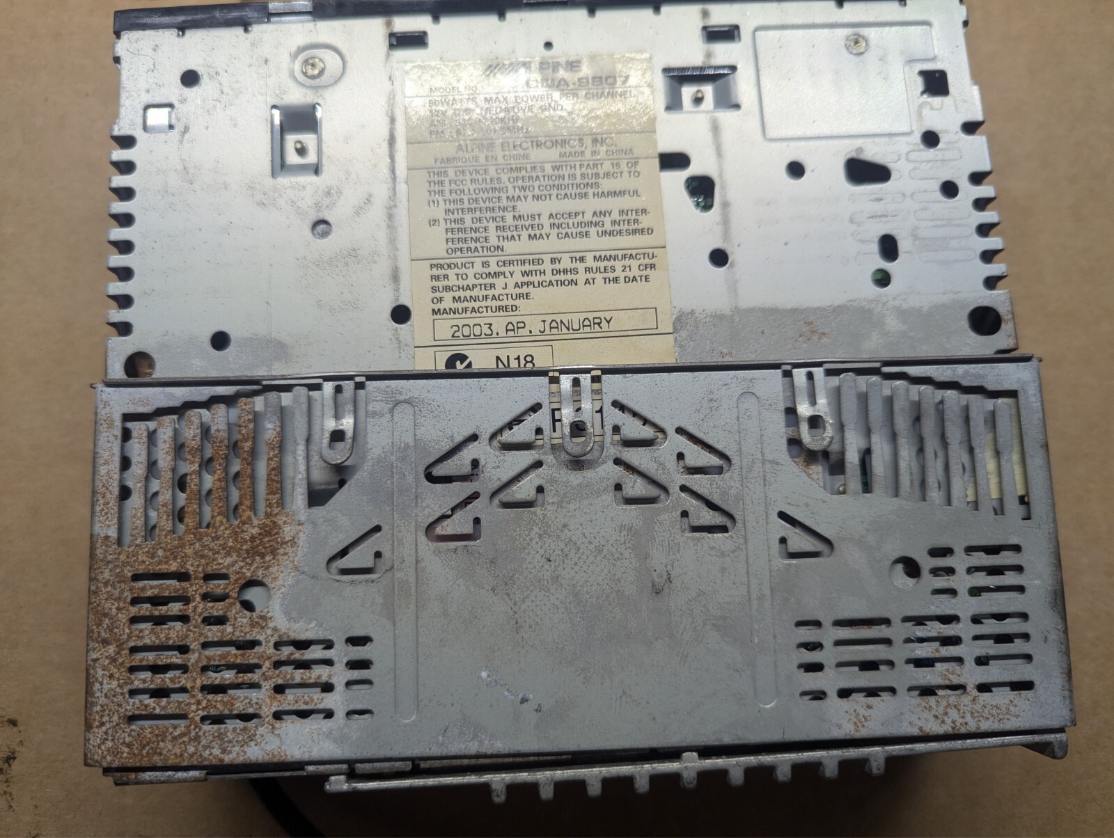 Alpine CDA-9807 cd receiver base Only  untested