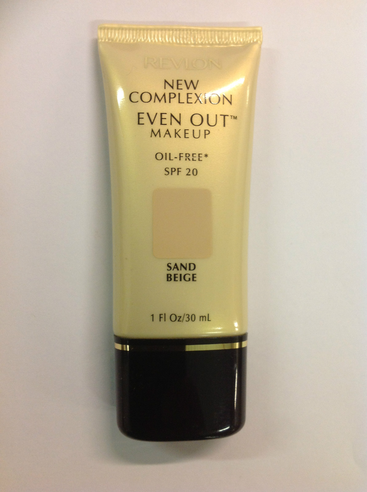 Revlon New Complexion Even Out Liquid Makeup Foundation ( SAND BEIGE ) New
