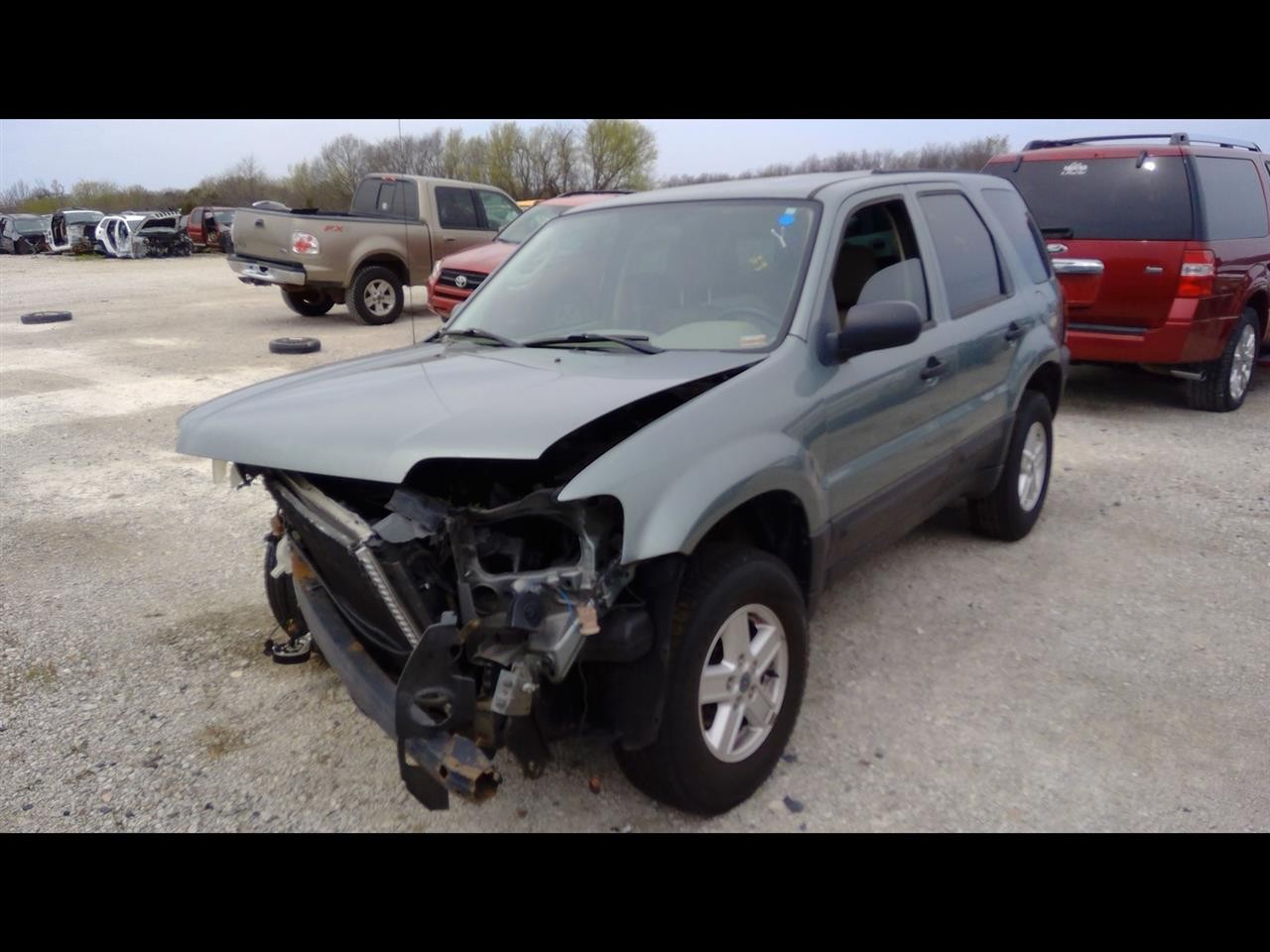 Front Left Steering Knuckle fits 2005 Ford Escape Front Left Grade A