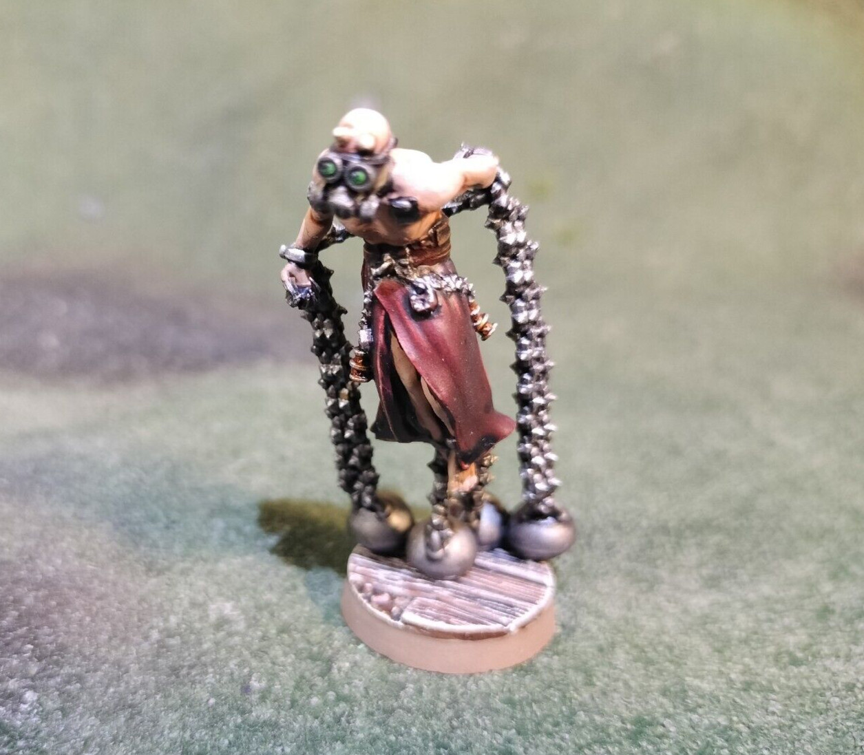 Demon Host fits Daemon