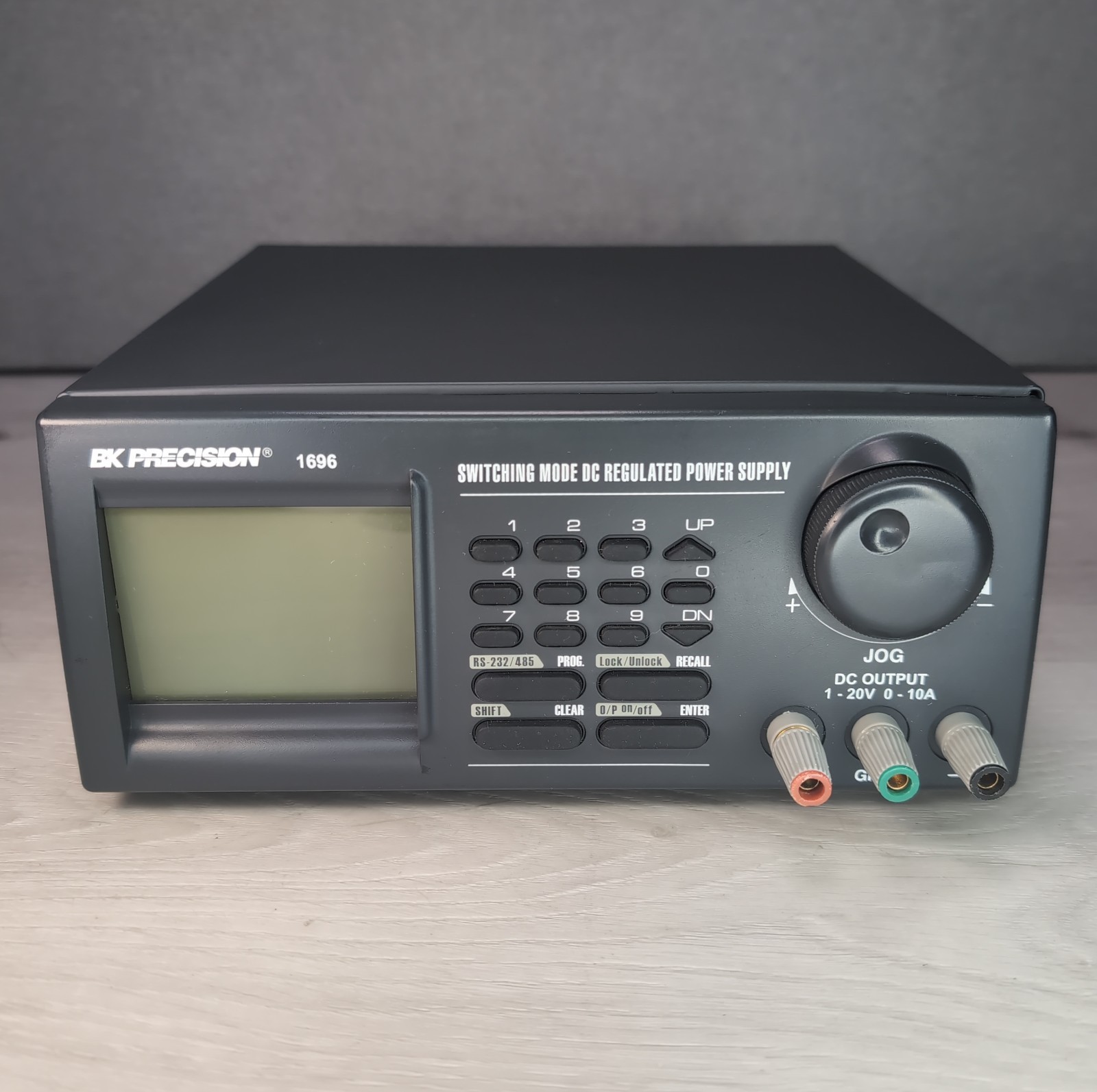 R202XX5 BK Precision 1696 Switching Mode DC Regulated Power Supply (1-20V 0-10A)