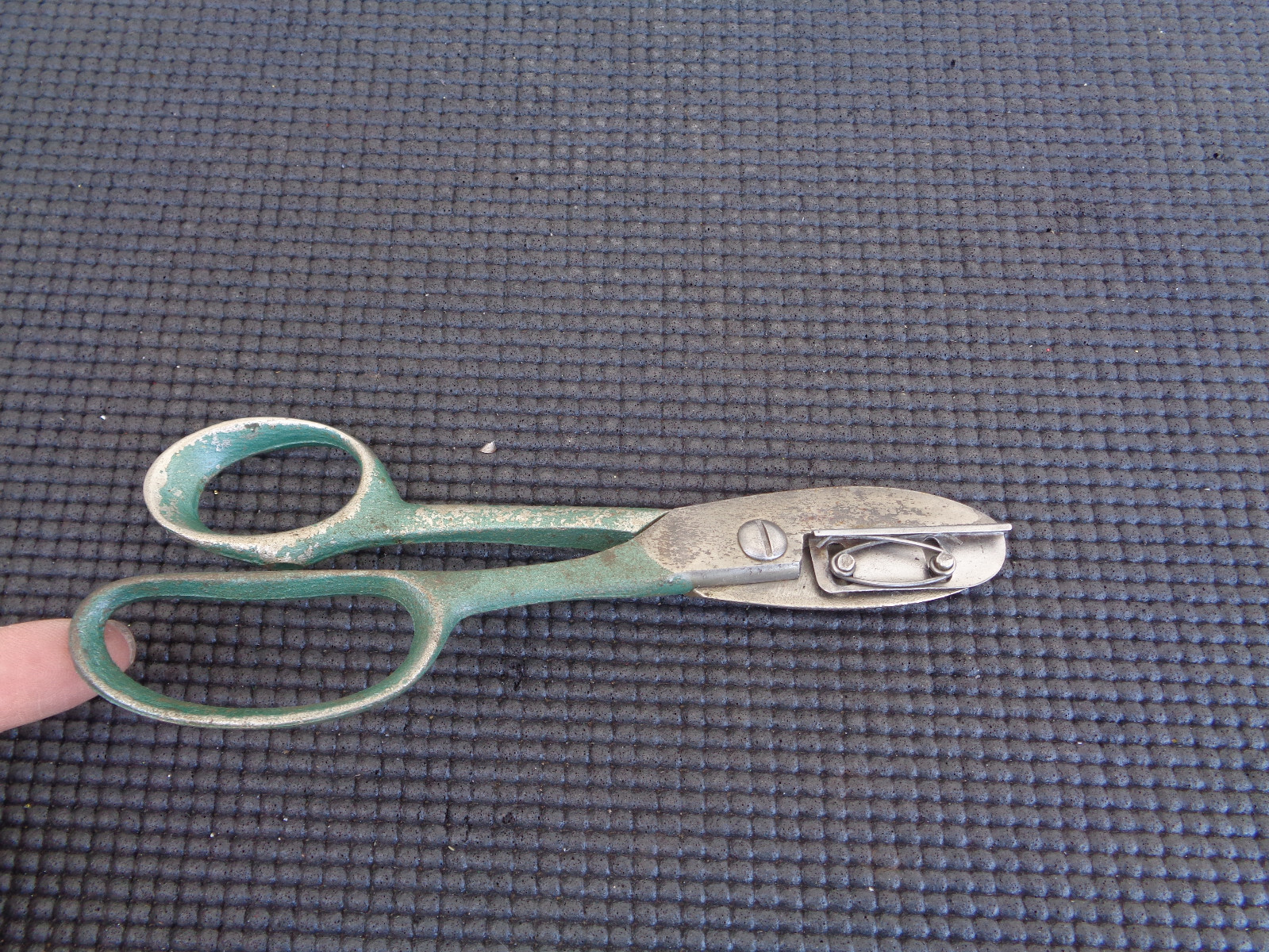 Vintage Scissors Shears Spring Blade Green Handles
