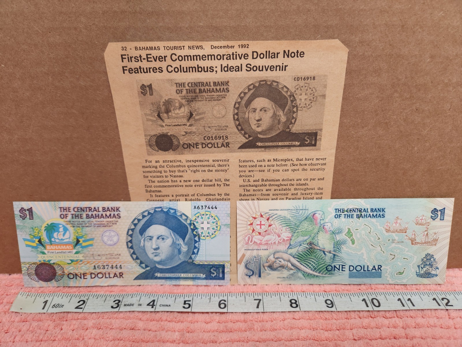 VTG 1992 One Dollar Banknote Lot Of 2 Central Bank of The Bahamas One Dollar $