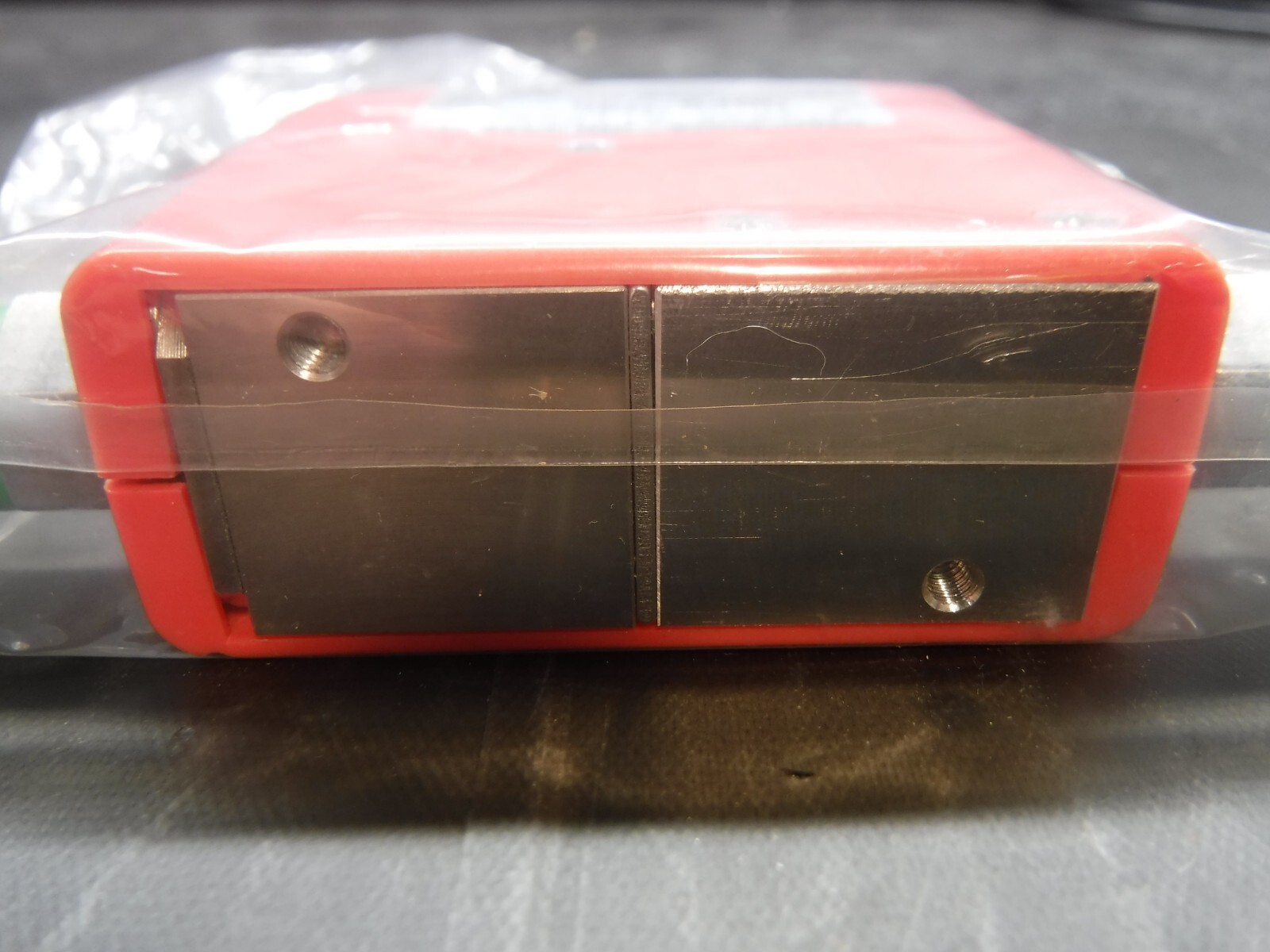 Horiba Stec Inc. Model: SEC-6400 Gas: N2 (CF4) Mass Flow Controller