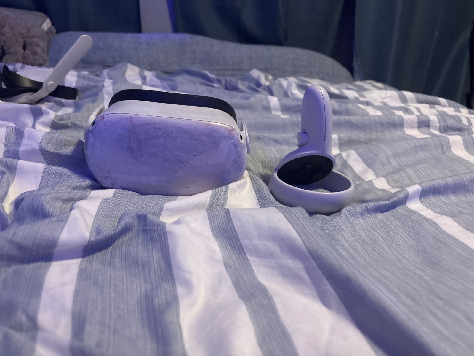 Meta Oculus Quest 2 128GB Standalone VR Headset - White