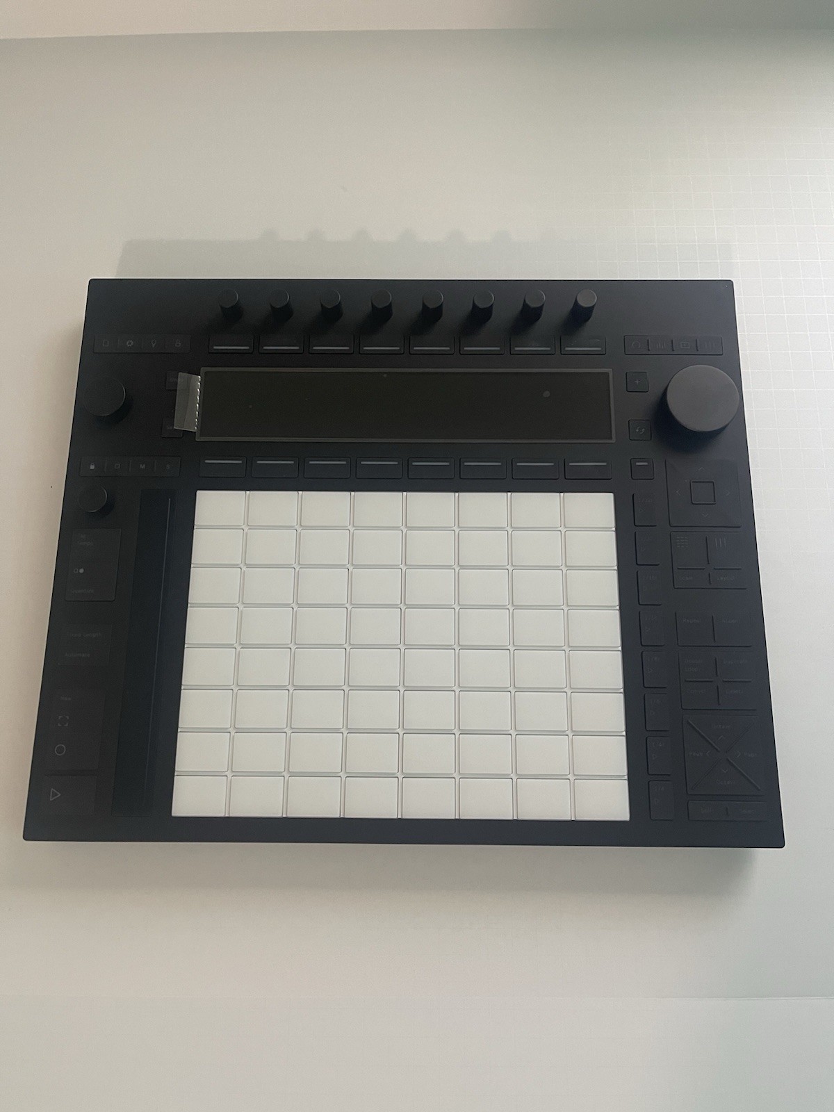 Ableton Push 3 Standalone (w/ processor ) includes Box, cables, and Decksaver