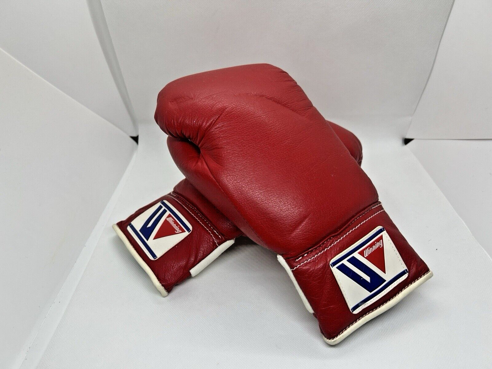 Winning Boxing Gloves Red Rubber band 8oz MGS-200 Discontinued Japan Used