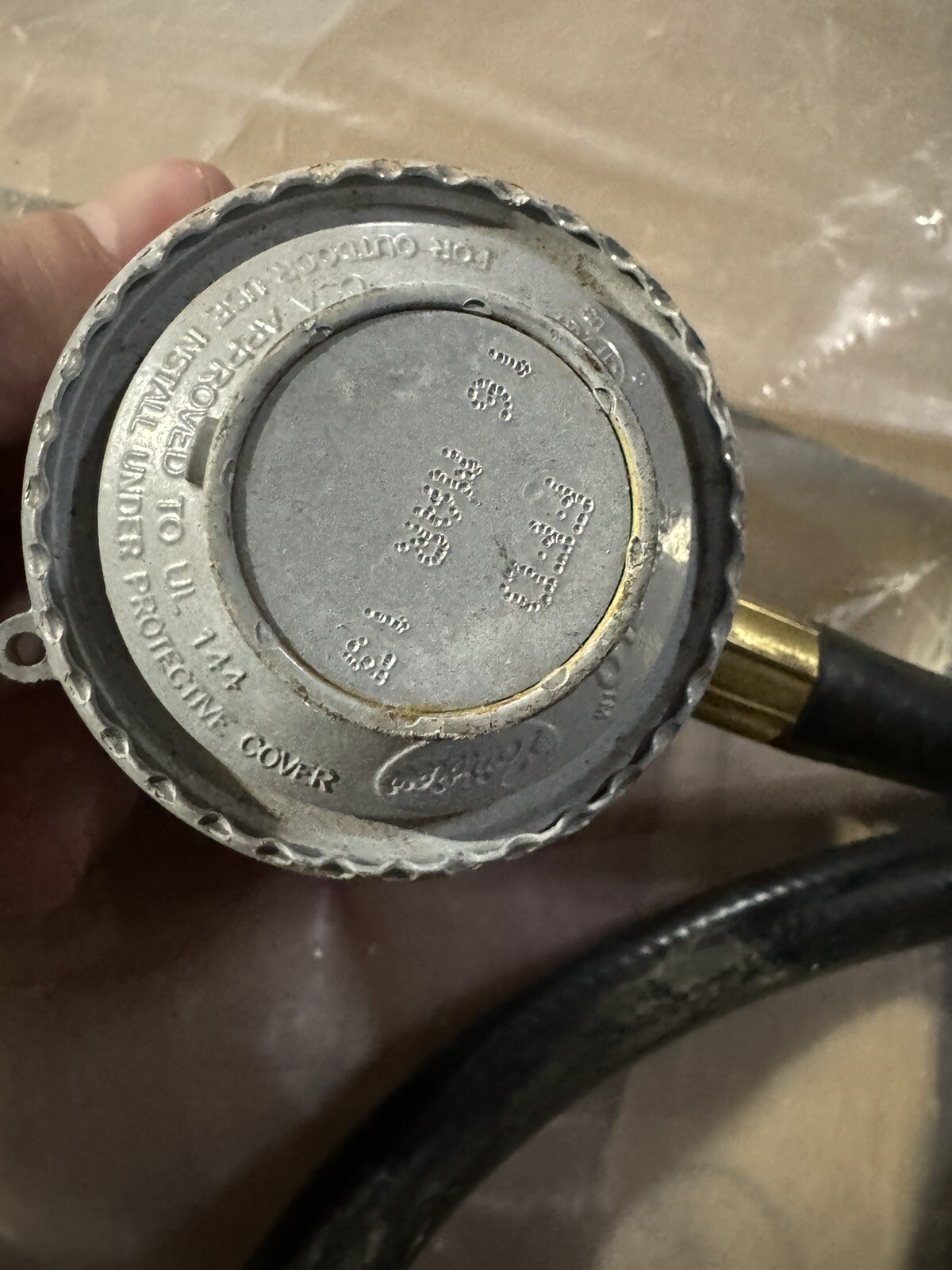 Gas-Flo GR-400B high pressure regulator with hose
