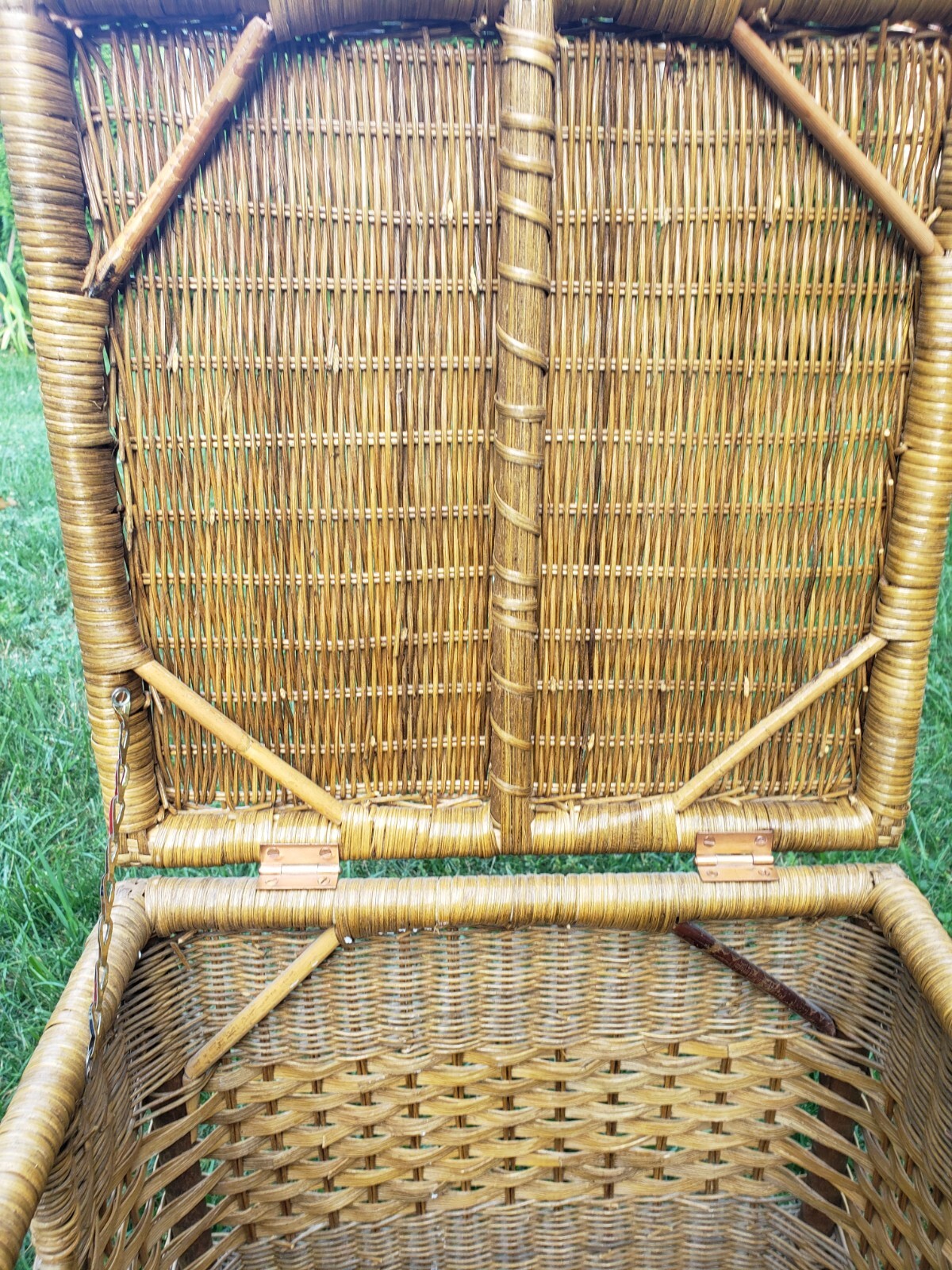 Vintage Rattan Wicker Chest/Table