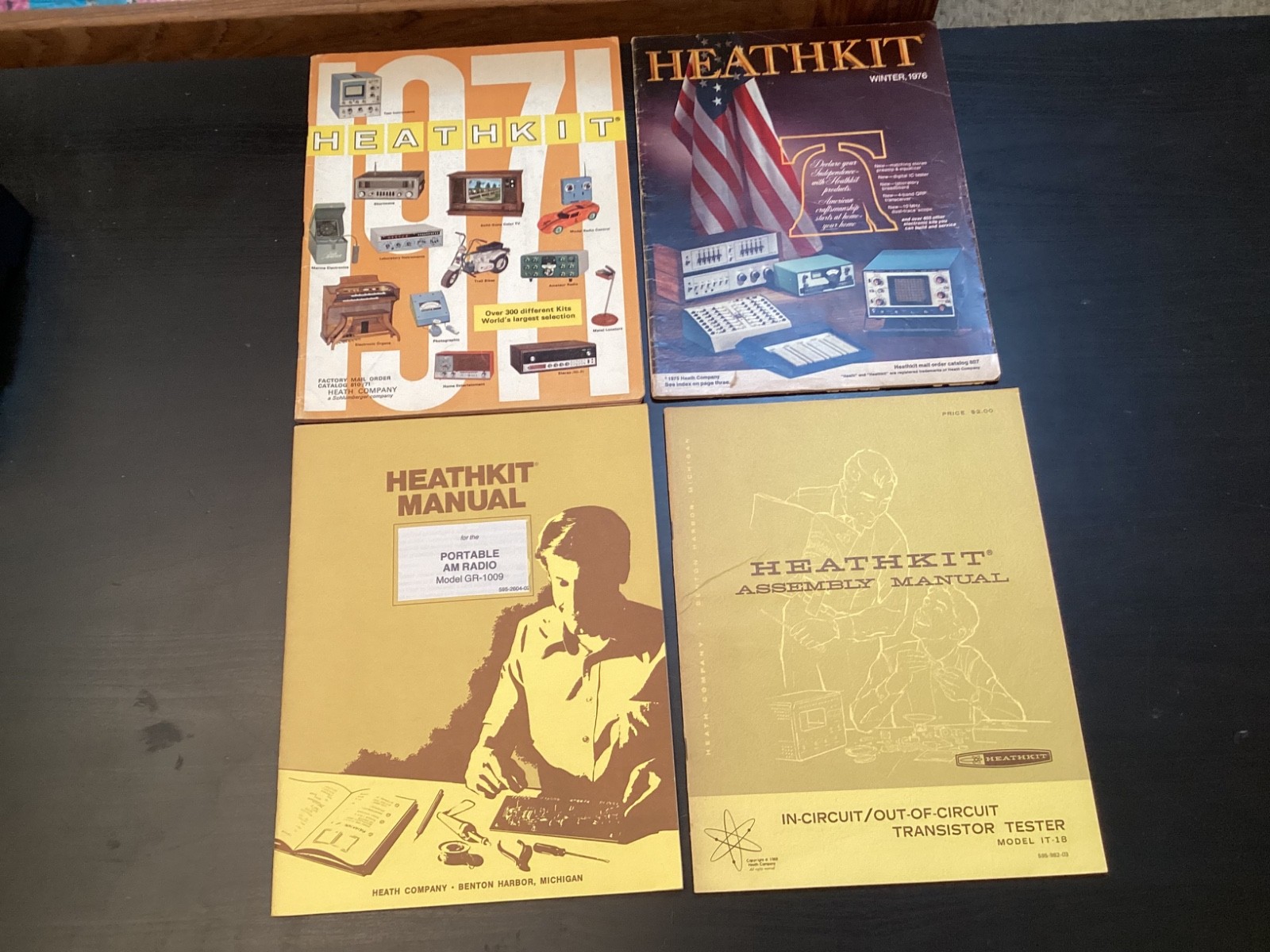 2 Heathkit Catalogs 1971 &76 & 2 Manuals:  Transistor Testor & Portable AM Radio