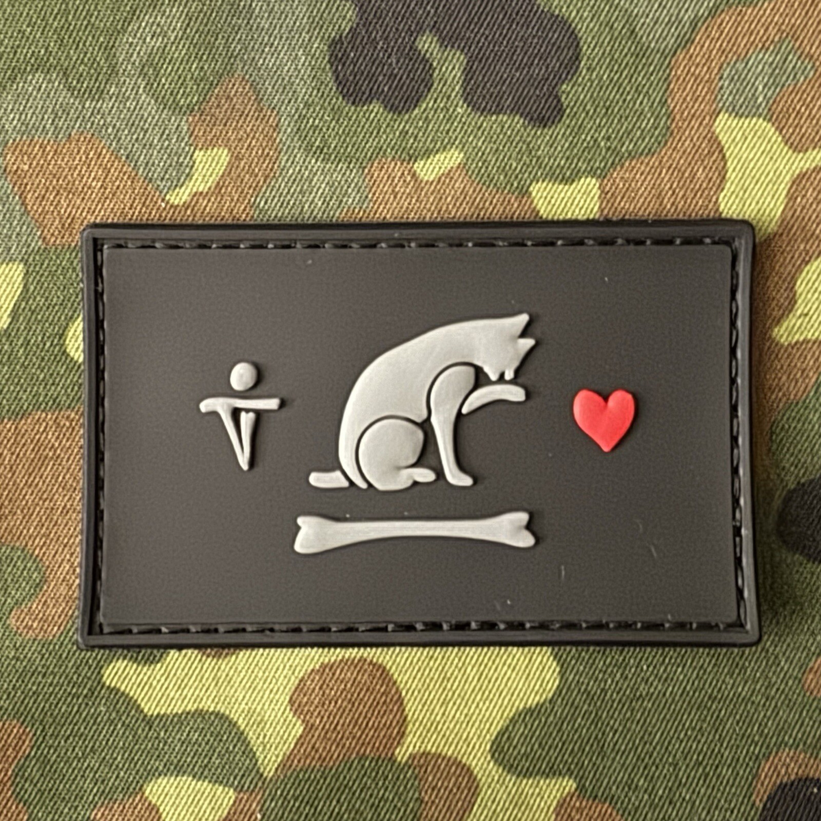 OUR FLAG MEANS DEATH CAT OFMD V2 GRAY PVC Morale Patch Hook Back PDW