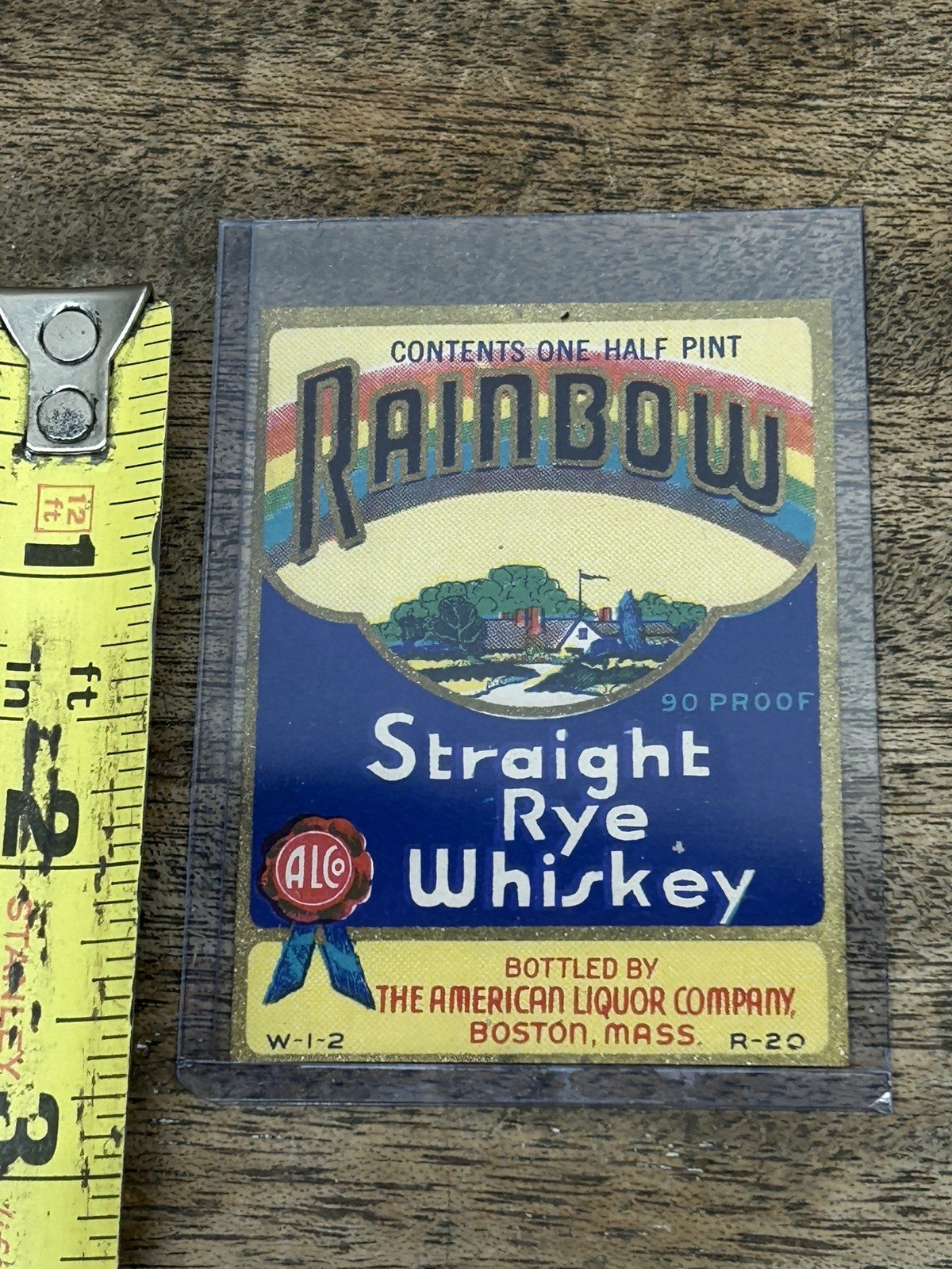 RAINBOW STRAIGHT RYE WHISKEY ~ Half Pint ~ ANTIQUE BOTTLE LABEL - UNUSED