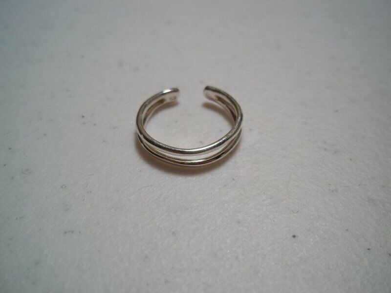 Silpada Double Circle Toe Ring 925 Sterling Silver RO0961 Simple and Cute