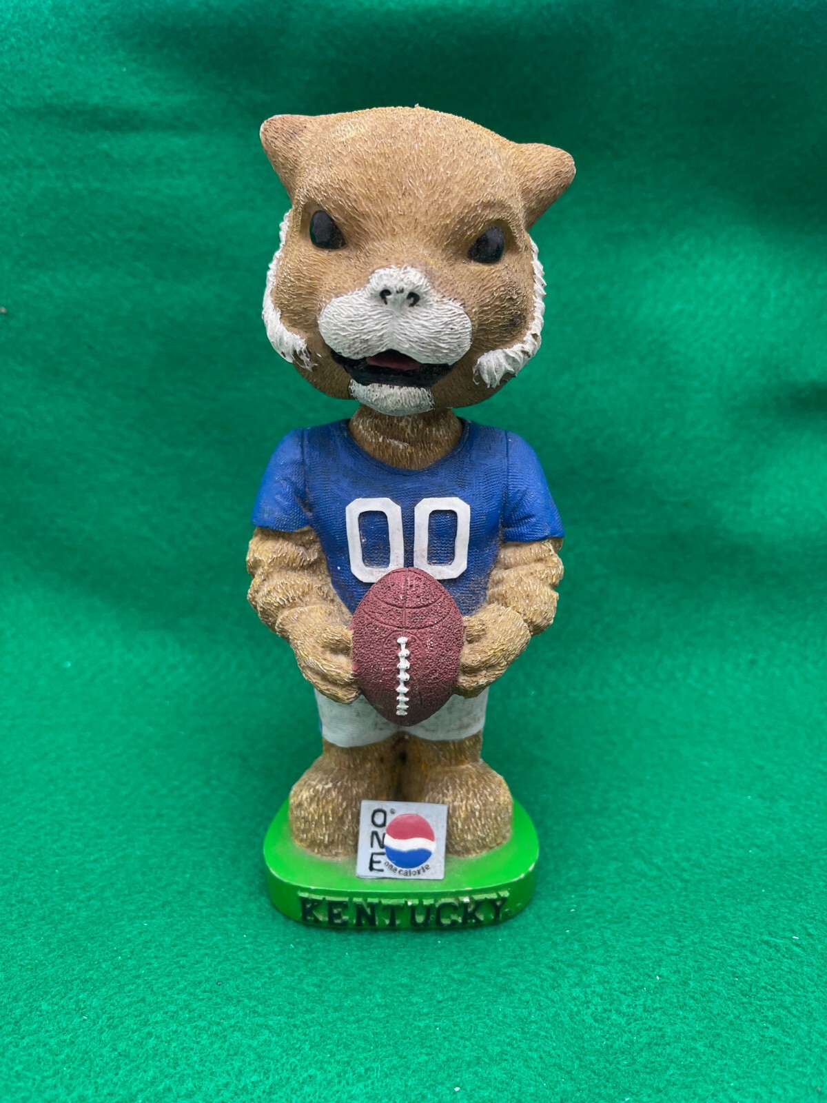 University of Kentucky Wildcats FOOTBALL Mascot Pepsi One Bobblehead THE WILDCAT