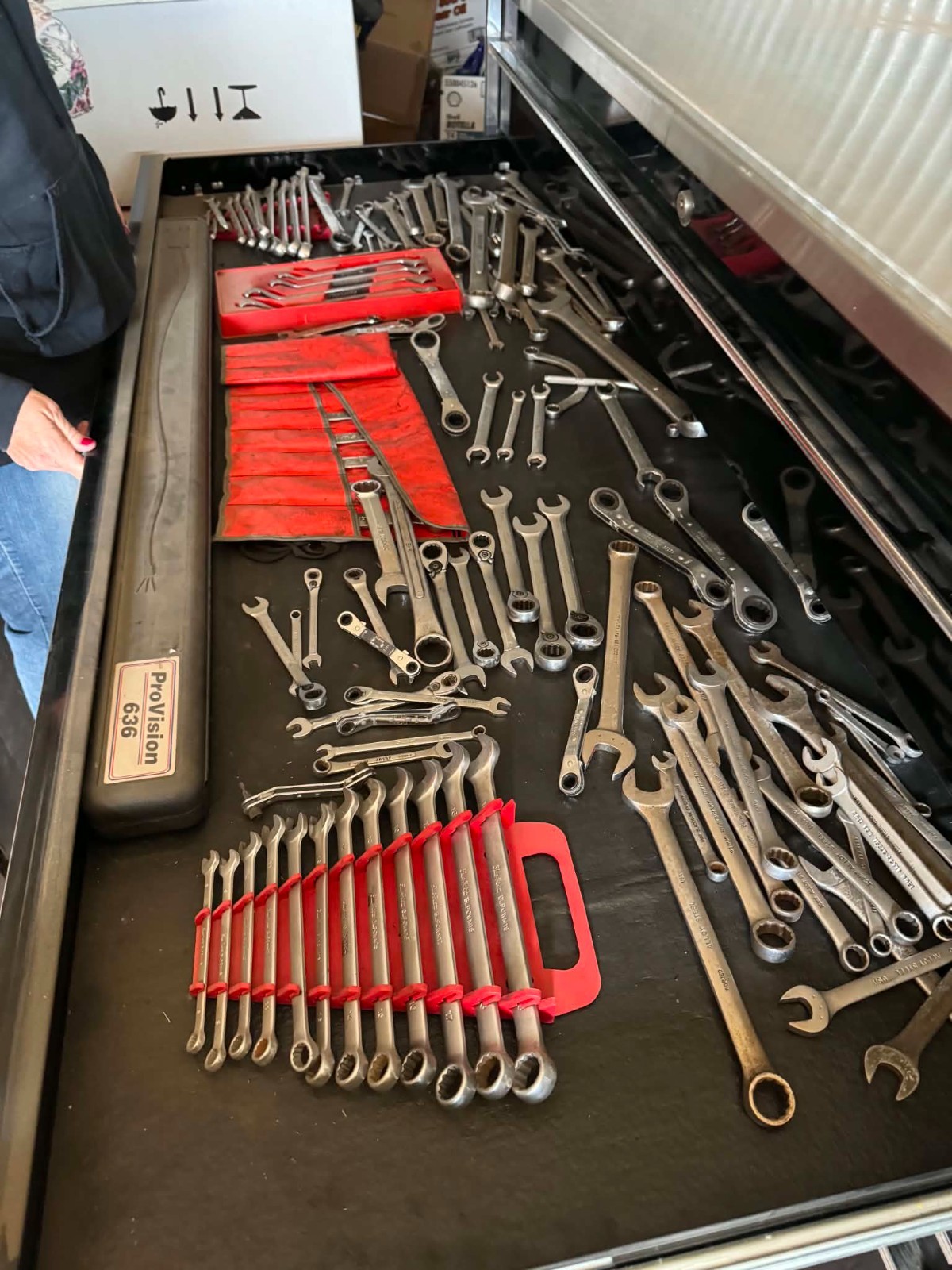 snap on tool box with tools.