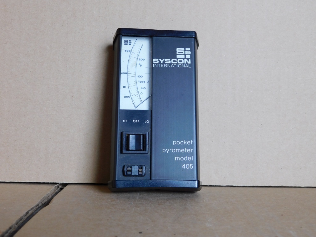 SYSCON International -- Pocket Pyrometer -- Model 405
