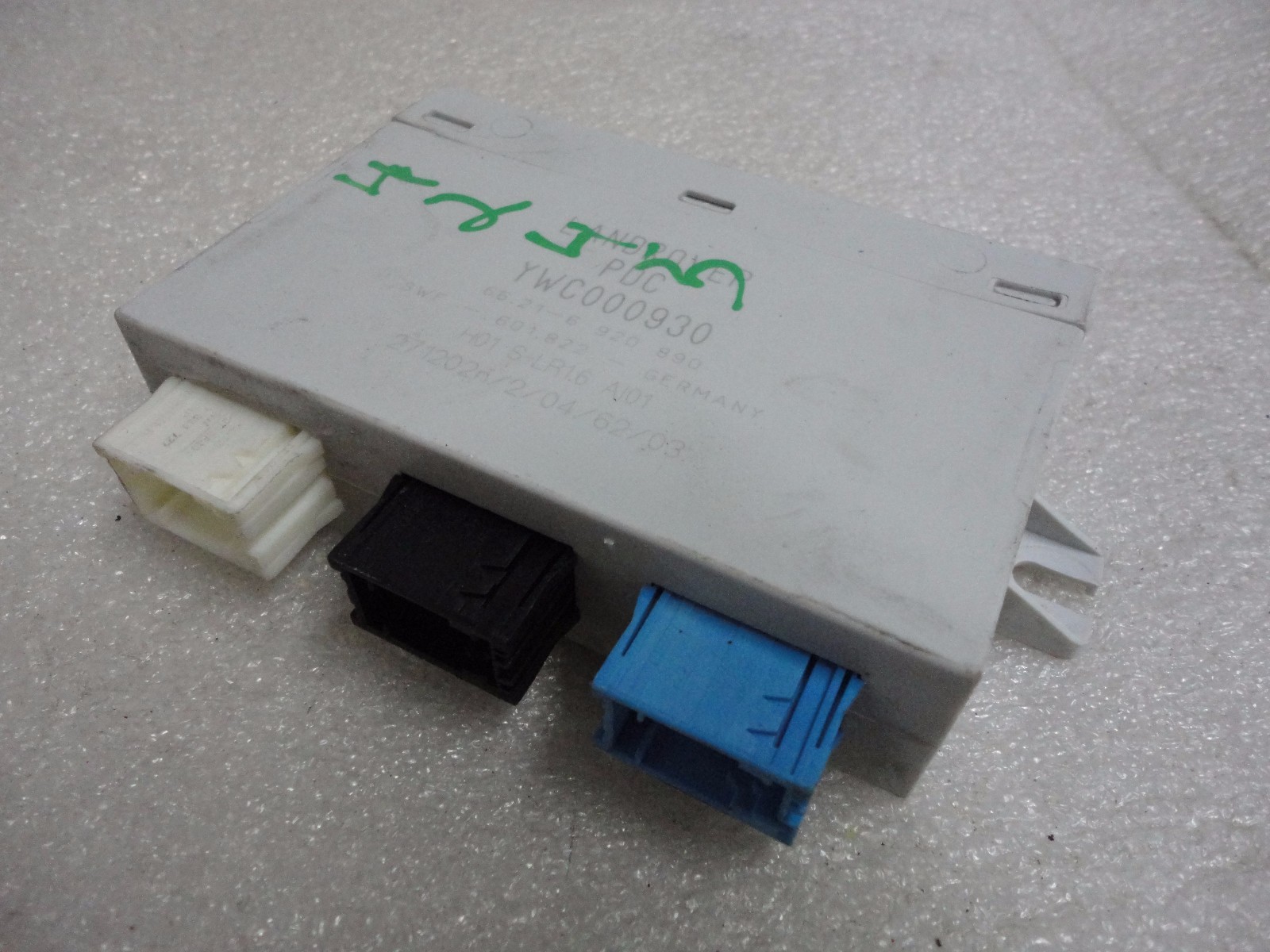 2003-2004-2005 RANGE ROVER PARK ASSIST MODULE YWC000930 OEM #2E