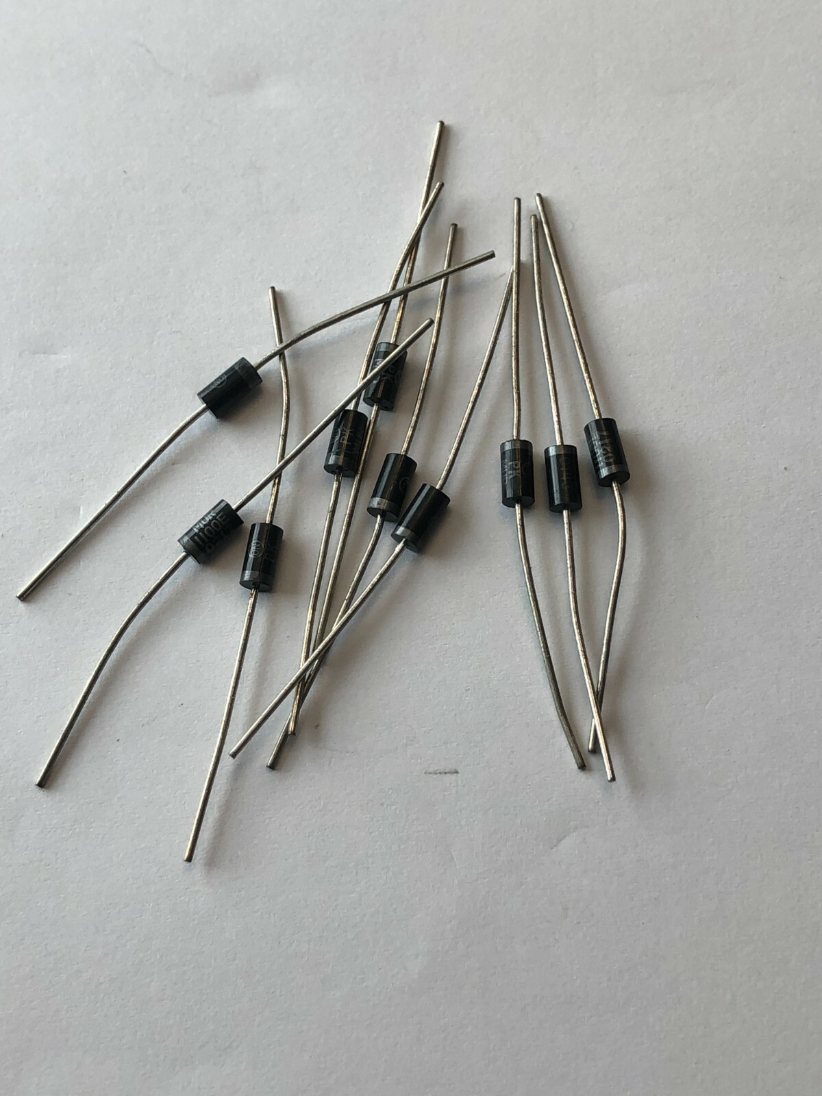10 pcs MUR1100E 1A 1KV High Voltage Power Rectifier Diode Ultra-Fast Onsemi