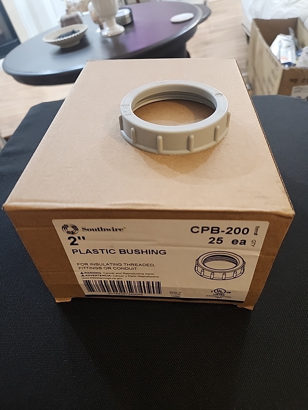 25 Southwire Plastic Insulated Bushings For 2" Threaded Or Conduit CPB 200