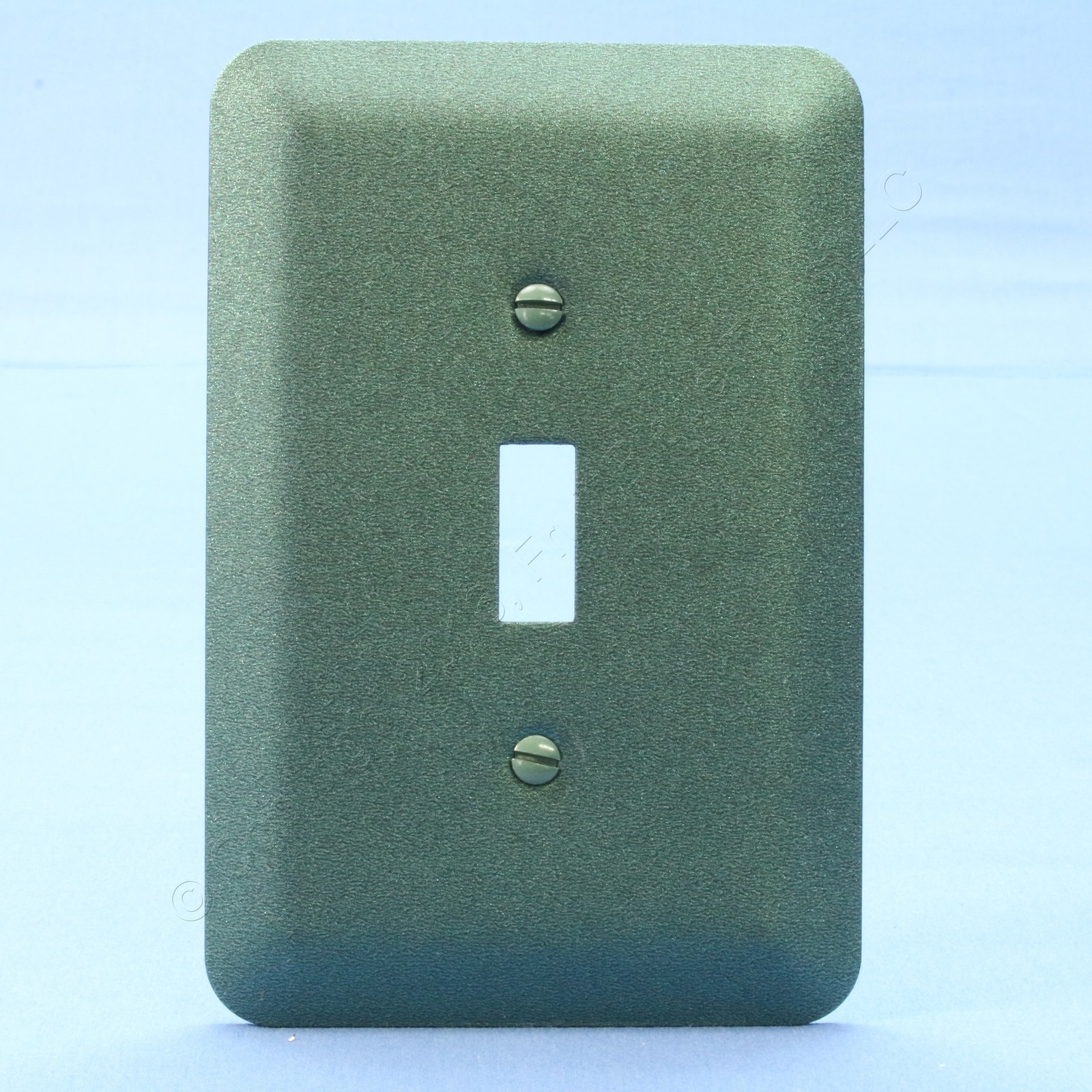 Leviton 89301-MGR Metallic Green Metal 1-Gang Toggle Oversize Wallplate Cover
