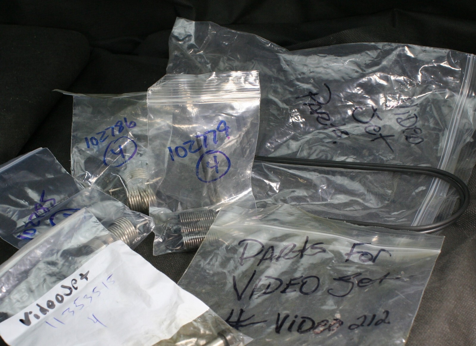 Videojet 11353515 Screws Springs Wire Guides for Videojet 2120 212 NEW
