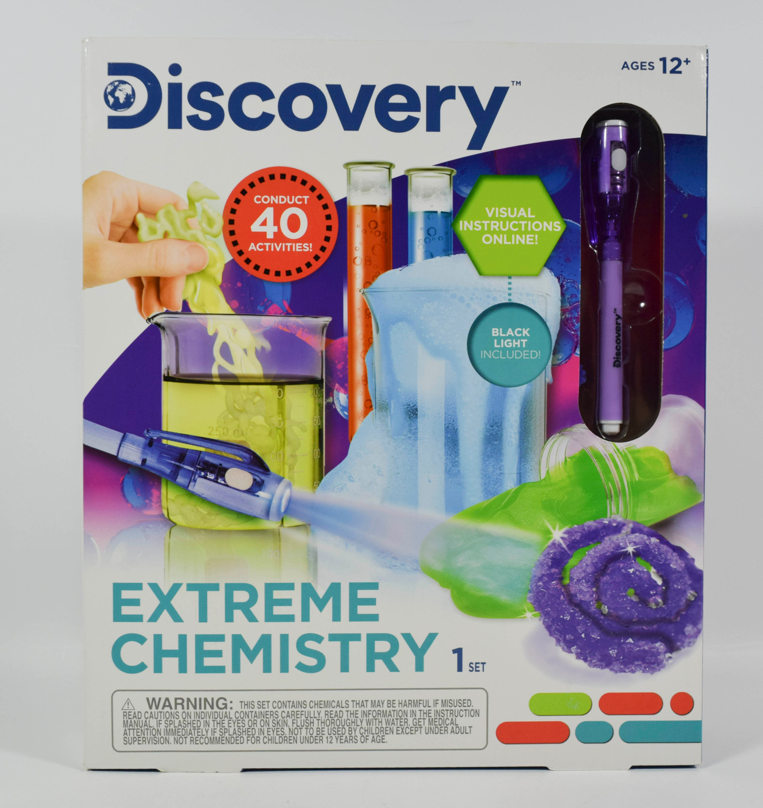 Discovery Extreme Chemistry Kit - Conduct 40 Activities - Black Light Included