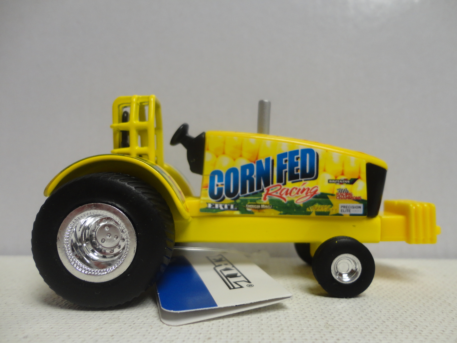 Ertl Loose PULLER TRACTOR Yellow CORN FED RACING 1:64 scale