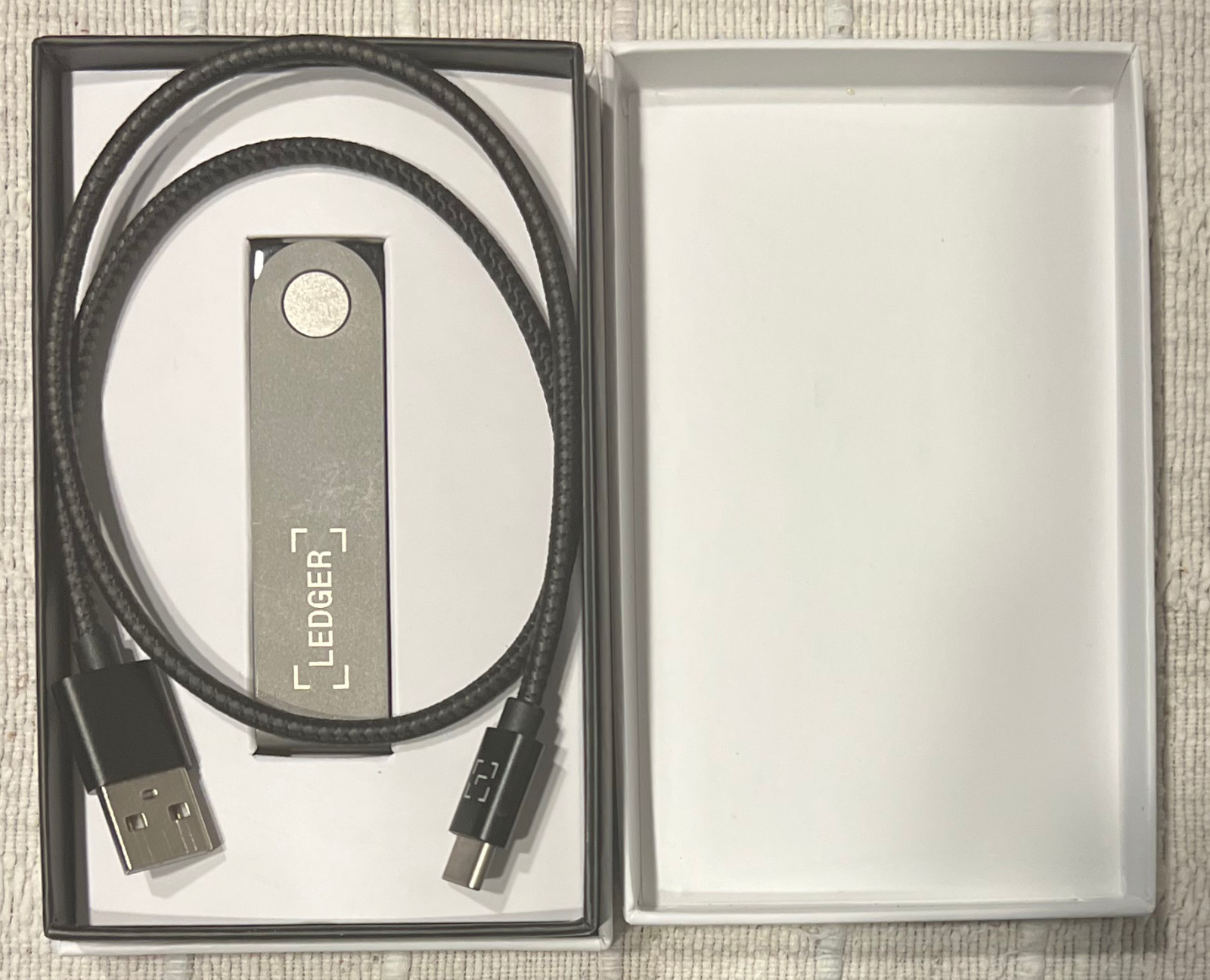 Ledger Nano X Cryptocurrency Bluetooth Hardware Wallet