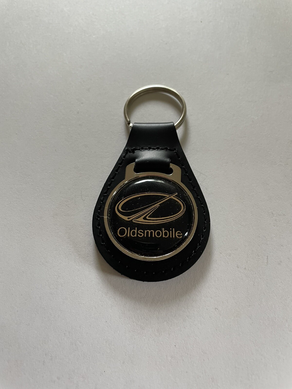 Oldsmobile Keychain Olds Black Leather Key Fob Key Chain