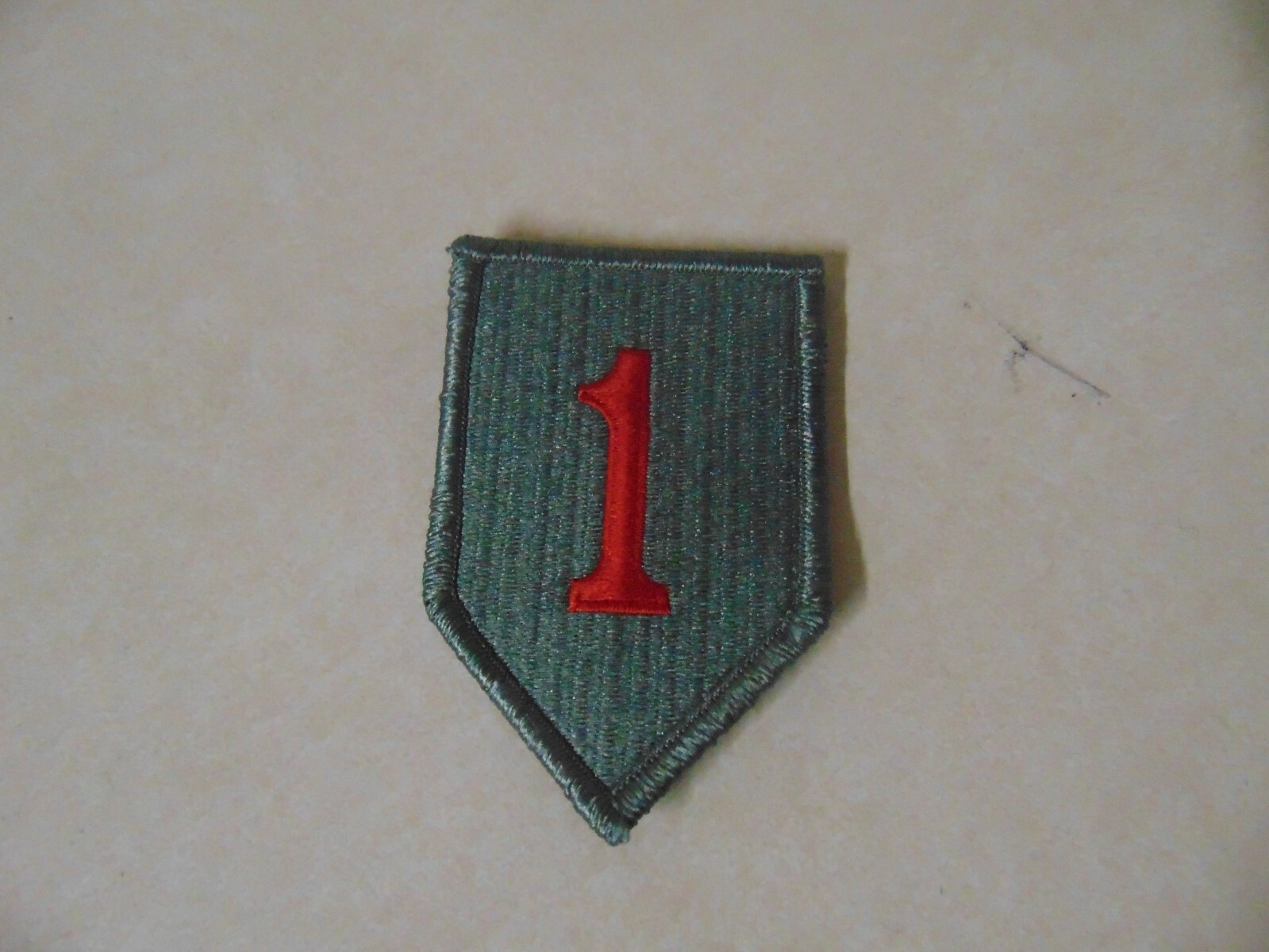 MILITARY US ARMY PATCH HOOK & LOOP 1ST INFANTRY DIVISION BIG RED ONE RED NUMBER
