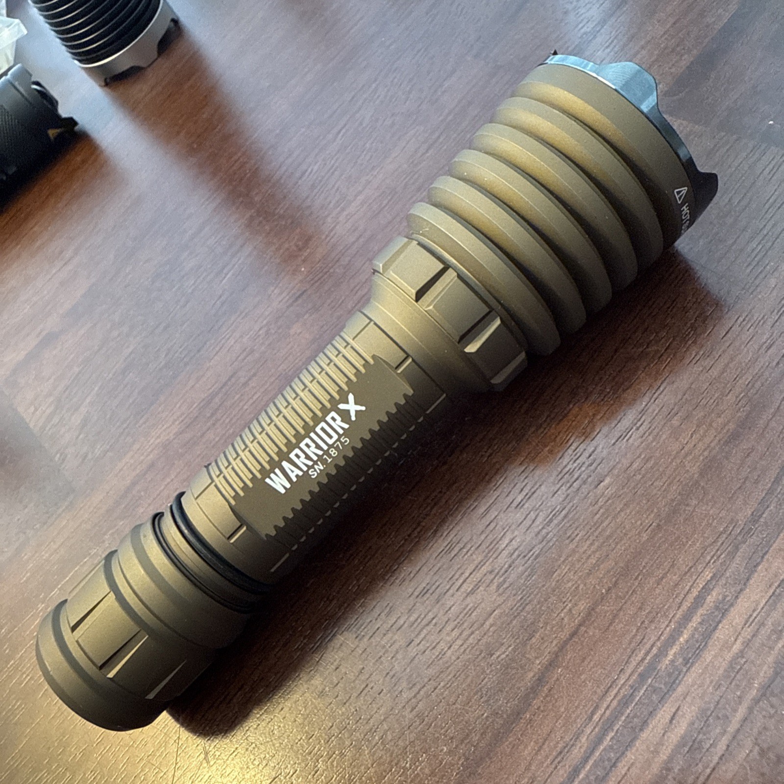 OLIGHT Warrior X  2100 Lumens USB desert TanRechargeable Tactical Brand new