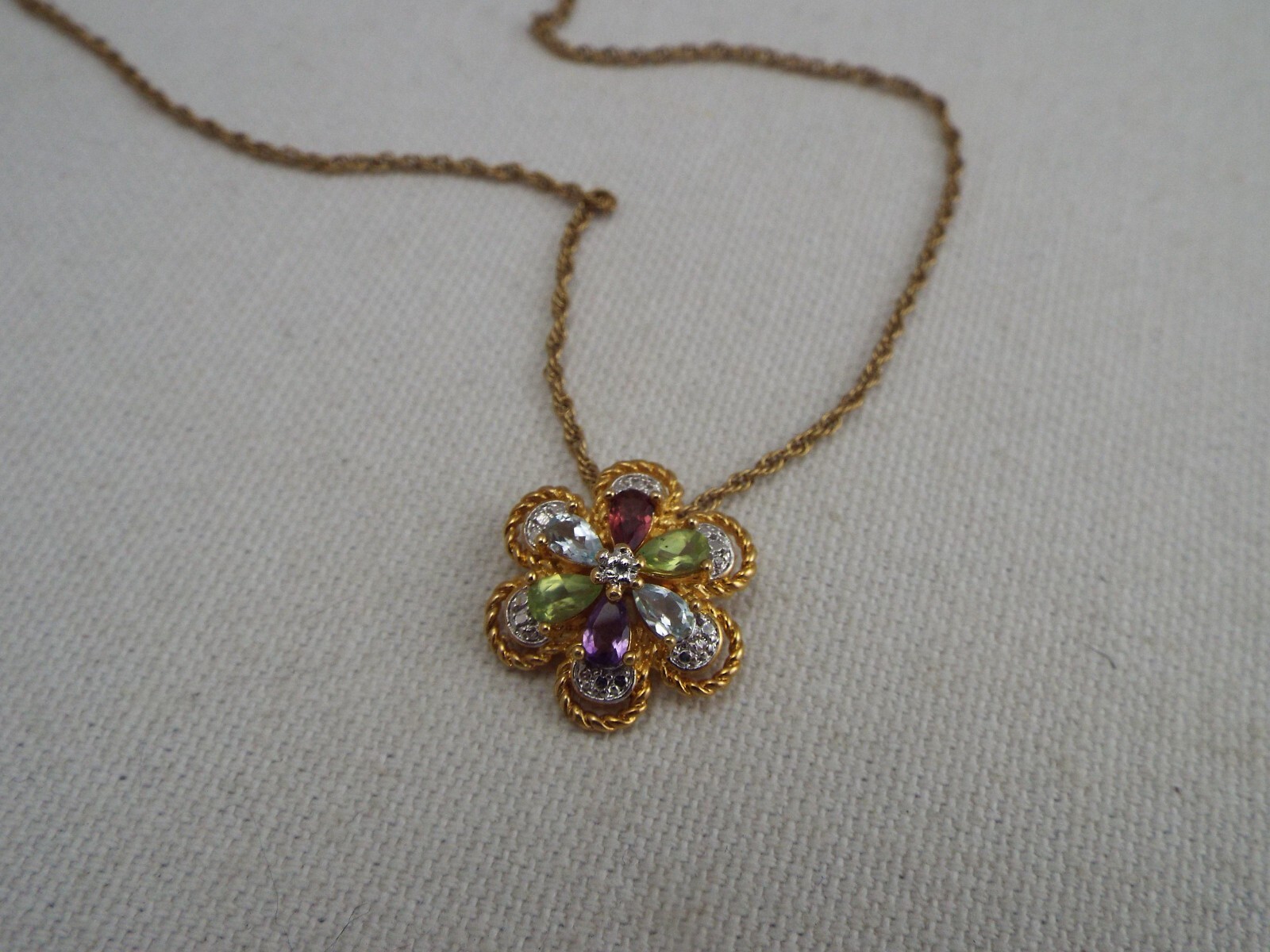 Goldtone Colorful Crystal Rhinestone Flower Pendant Necklace (C37)