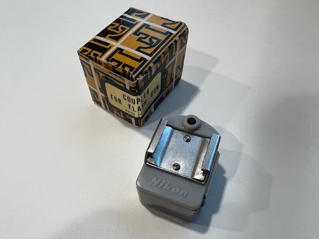 Nikon Coupler for Flash Gun