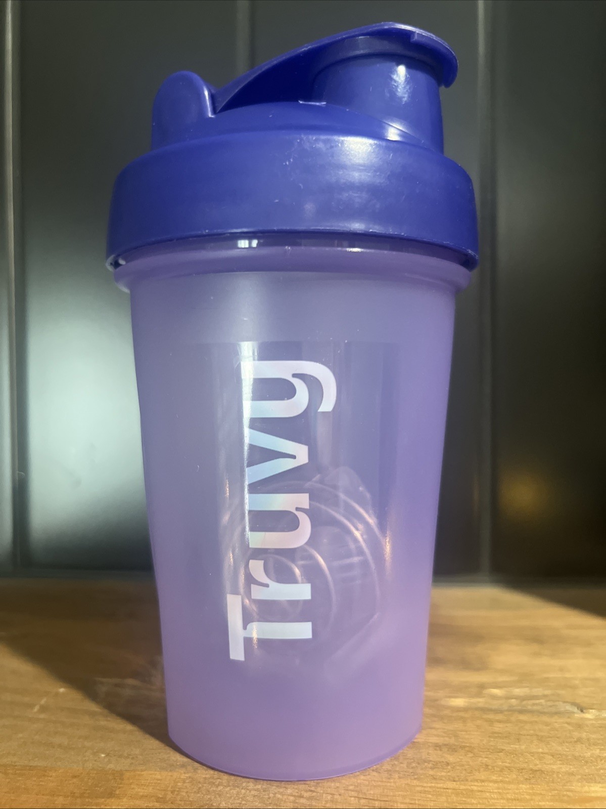 Truvy Branded Shaker Cup BPA & DEHP Free 14oz/400ml PURPLE - Brand New!