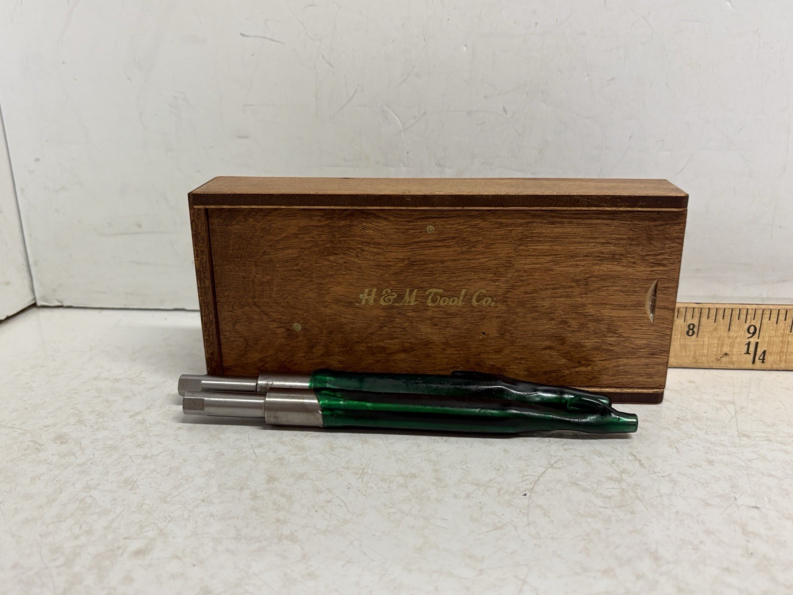 H & M Tool Co 257 Robert’s Finish/ Roughing Chamber Reamers A010