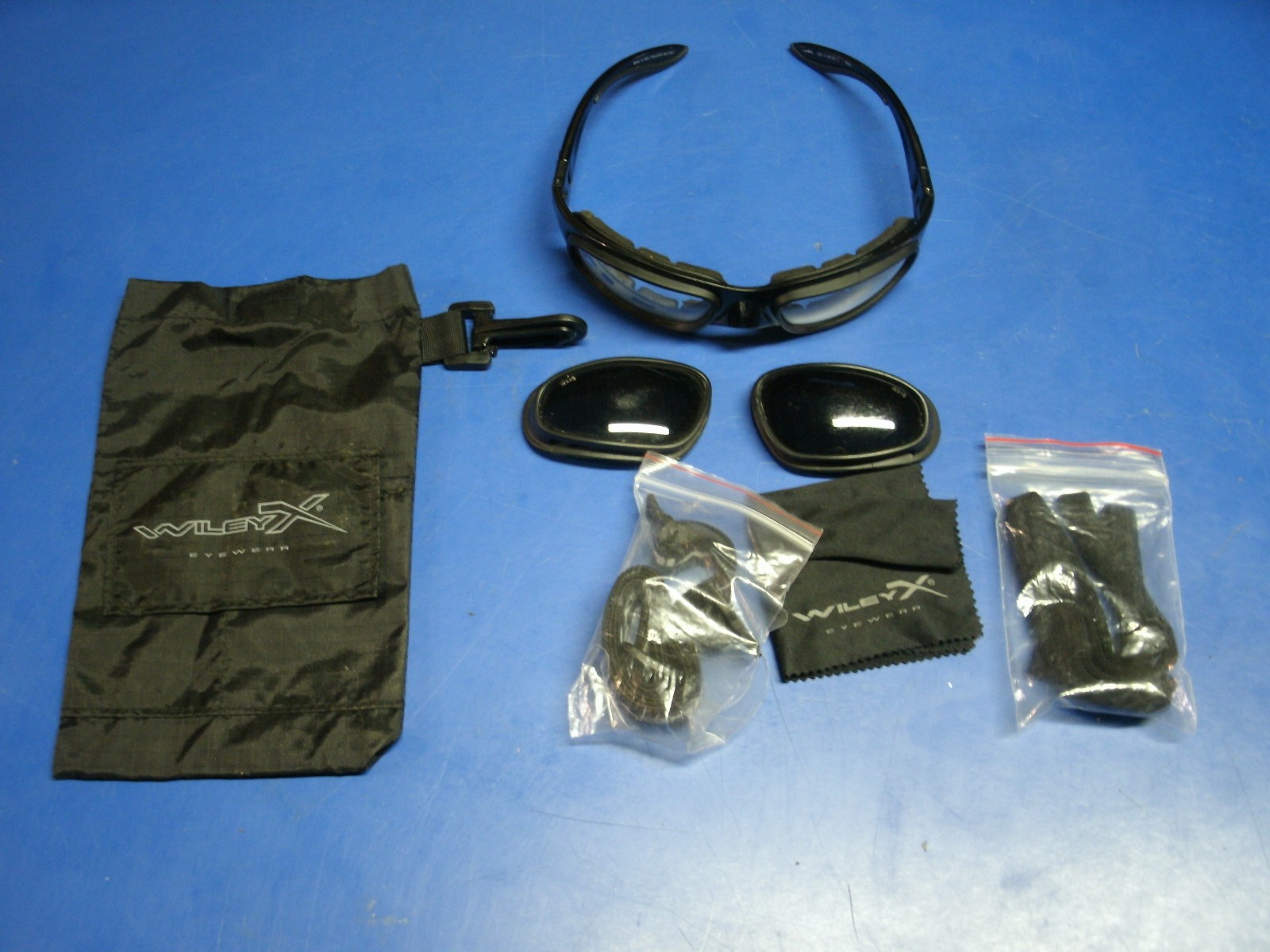 Wiley X Sg-1 Goggles Glasses 2 Sets Lenses Clear And Smoke Neck